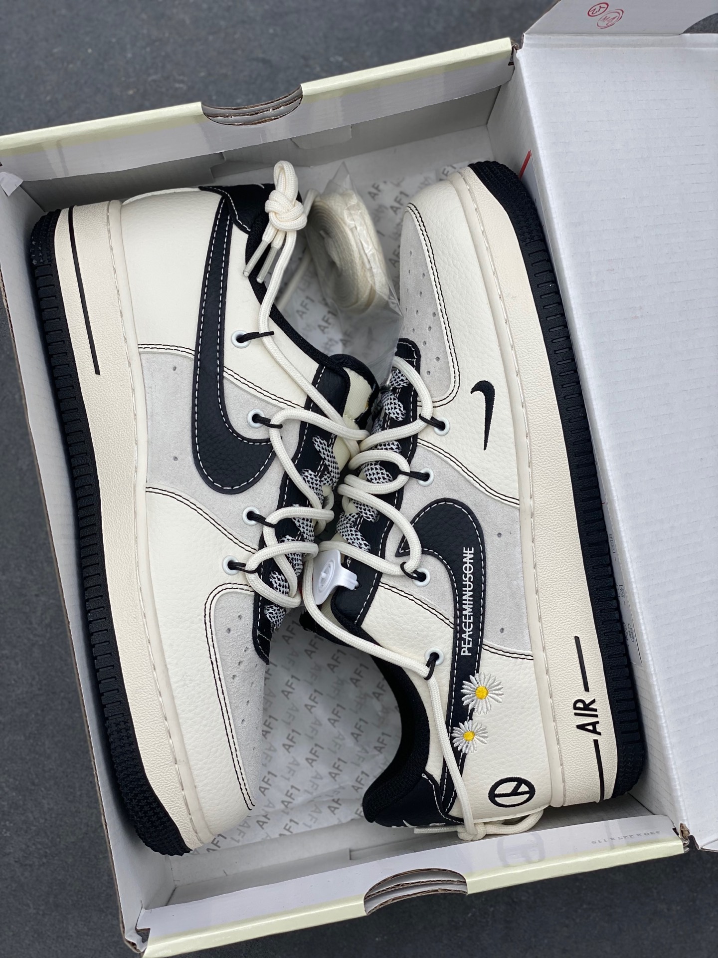 Nike Air Force 1 '07 Low PEACEMINUSONE G-Dragon Daisy Sneakers DM6688-012 10 i1736977197796 5562 0 8