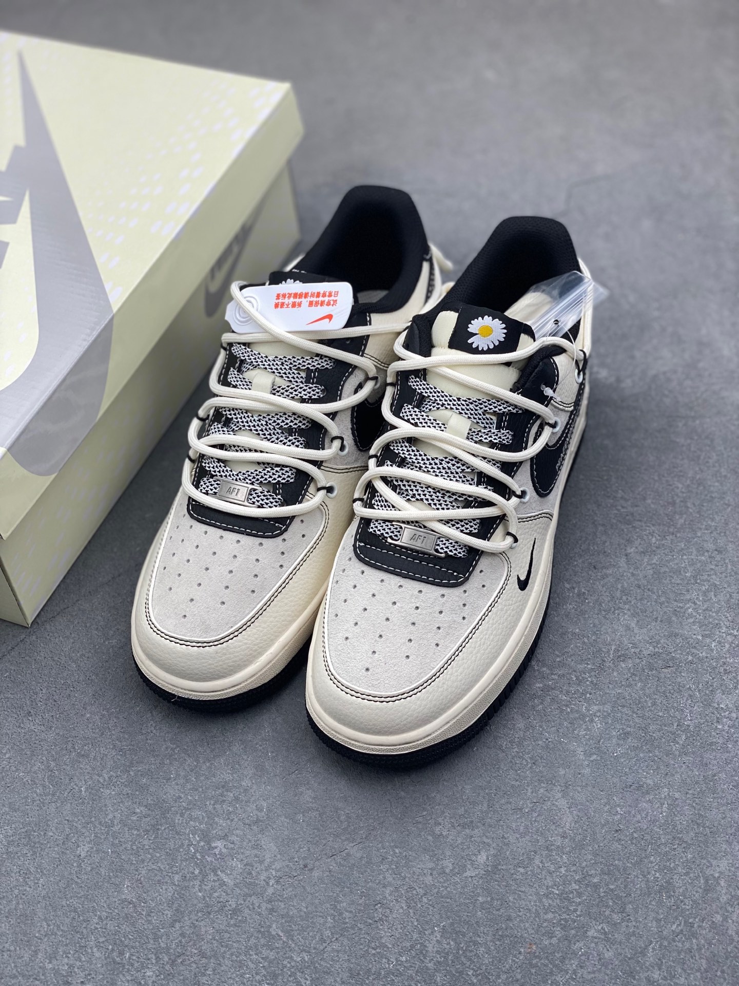 Nike Air Force 1 '07 Low PEACEMINUSONE G-Dragon Daisy Sneakers DM6688-012 9 i1736977199016 5803 0 7