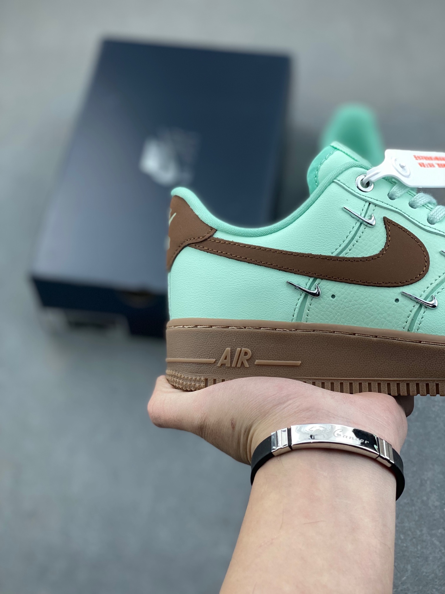 Nike Air Force 1 '07 Low-Top Casual Sneakers - Mint Green/Brown 6 i1737059501712 6159 0 4