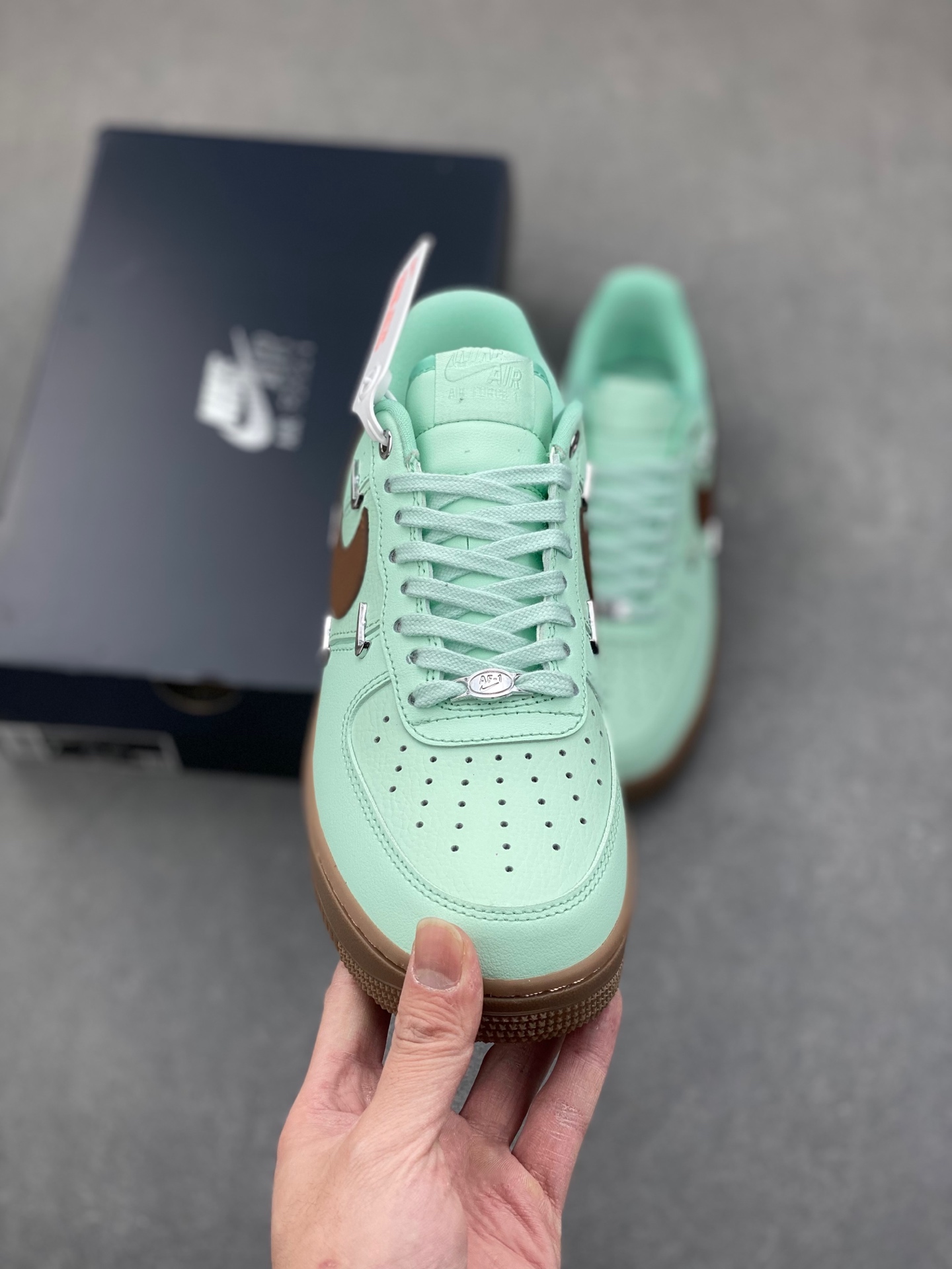 Nike Air Force 1 '07 Low-Top Casual Sneakers - Mint Green/Brown 3 i1737059502256 9694 0 1