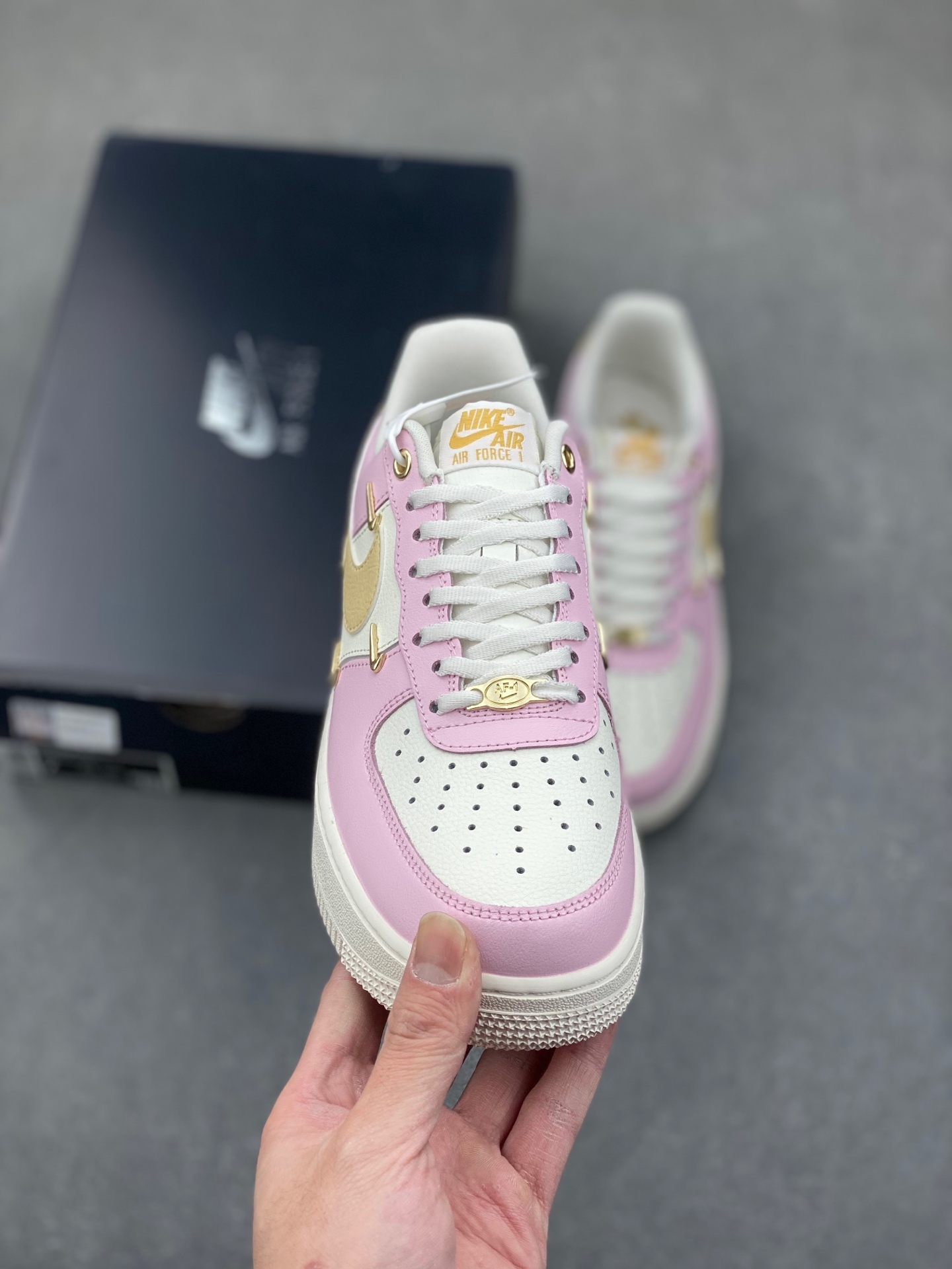 Nike Air Force 1 Low '07 Pink White Four Iron Hook - Iconic Style 3 i1737059836359 4258 0 1