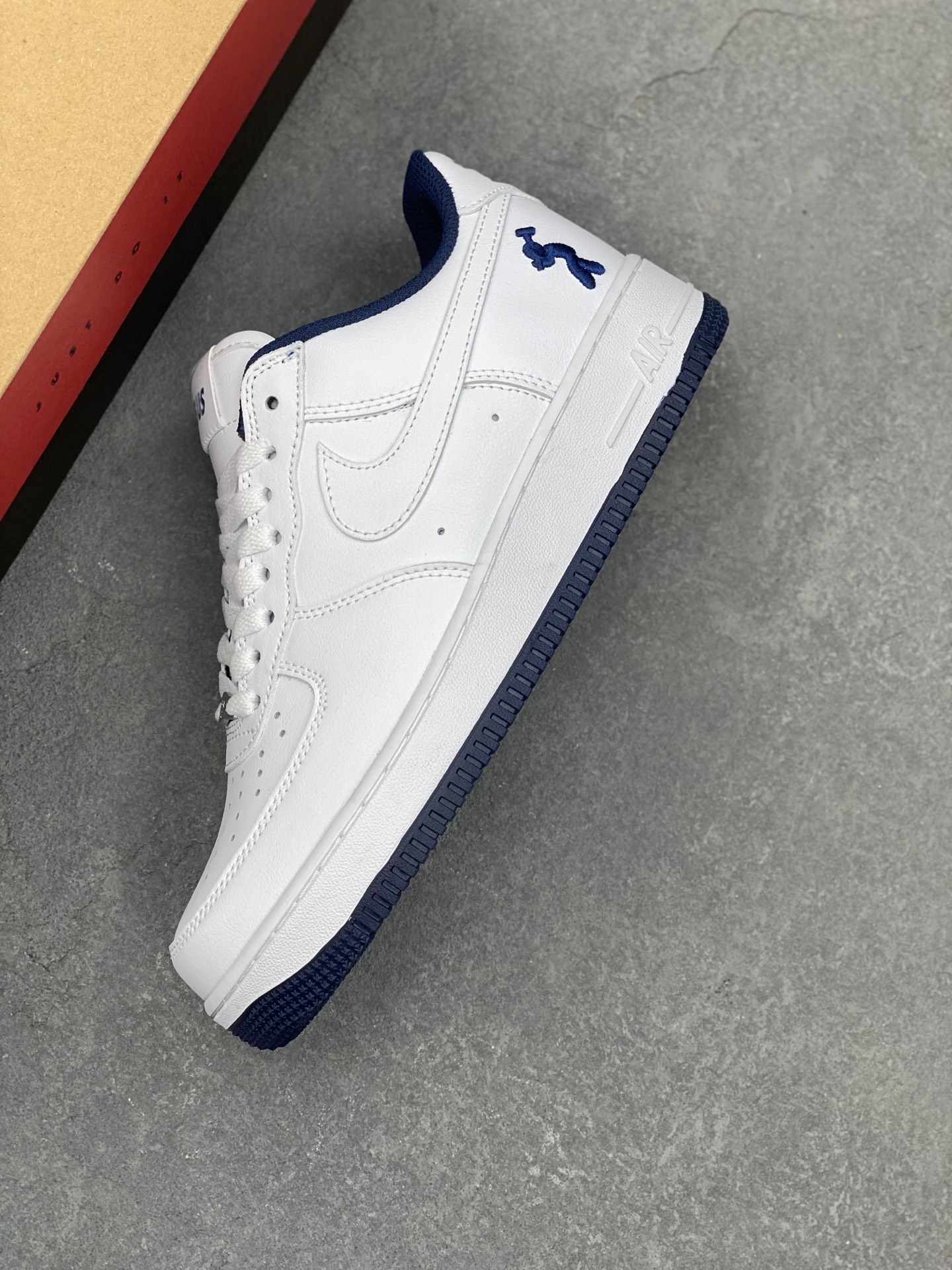 Nike Air Force 1 '07 Low White/Navy Casual Shoes IB5720-100 8 i1737146594269 171 0 6