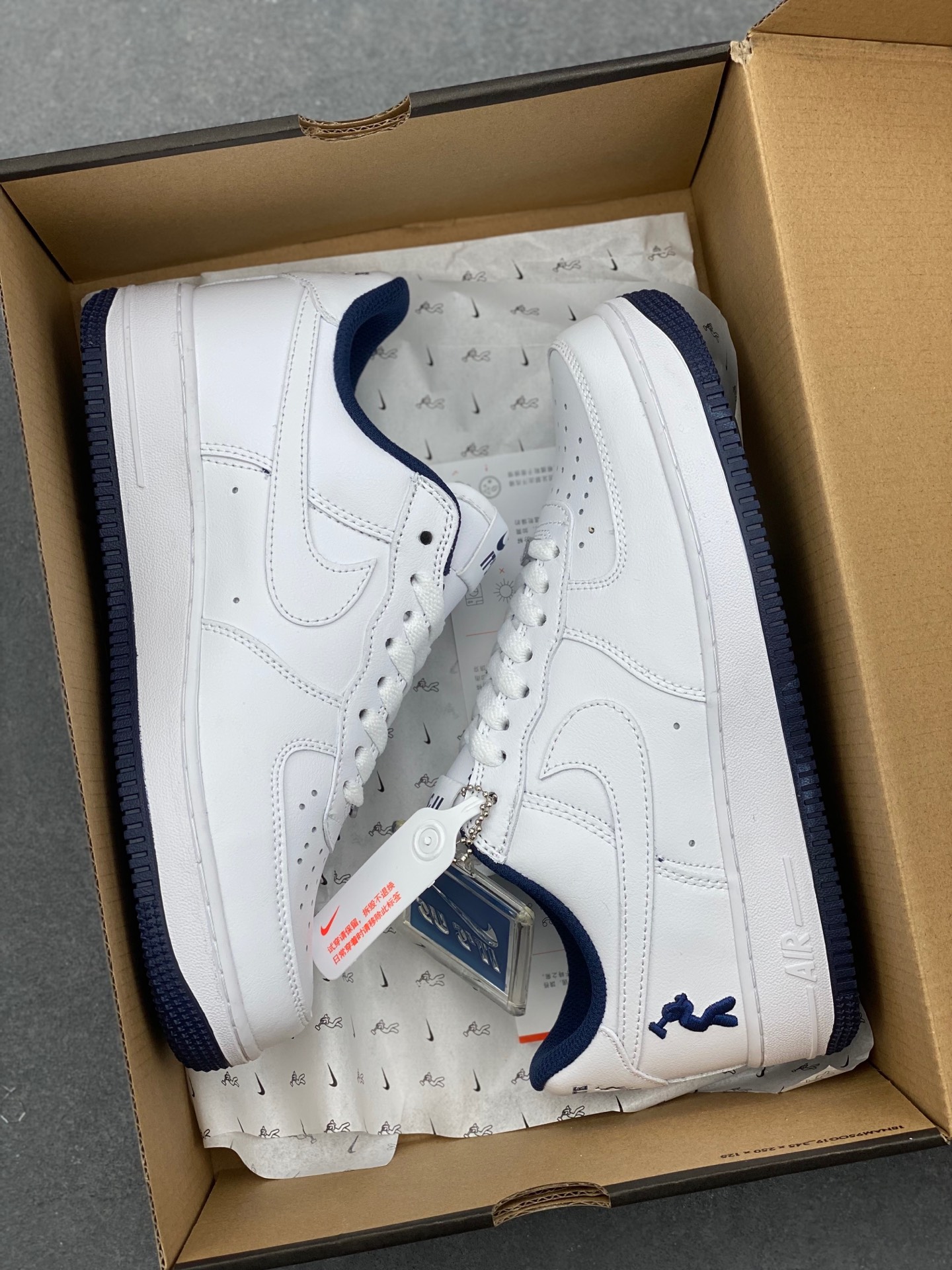 Nike Air Force 1 '07 Low White/Navy Casual Shoes IB5720-100 10 i1737146594269 3369 0 8