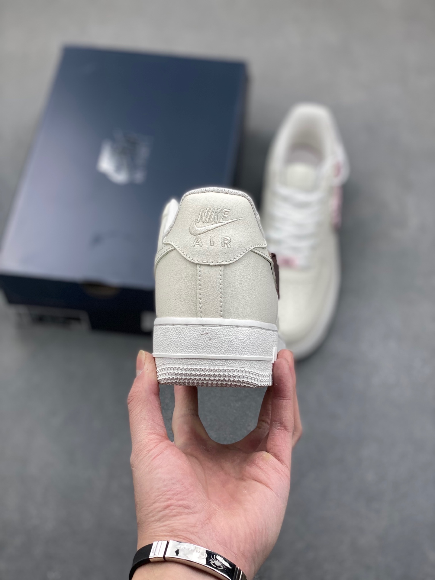 Nike Air Force 1 '07 Low Platform Sneakers with Unique Swoosh 5 i1737146651202 4469 0 3