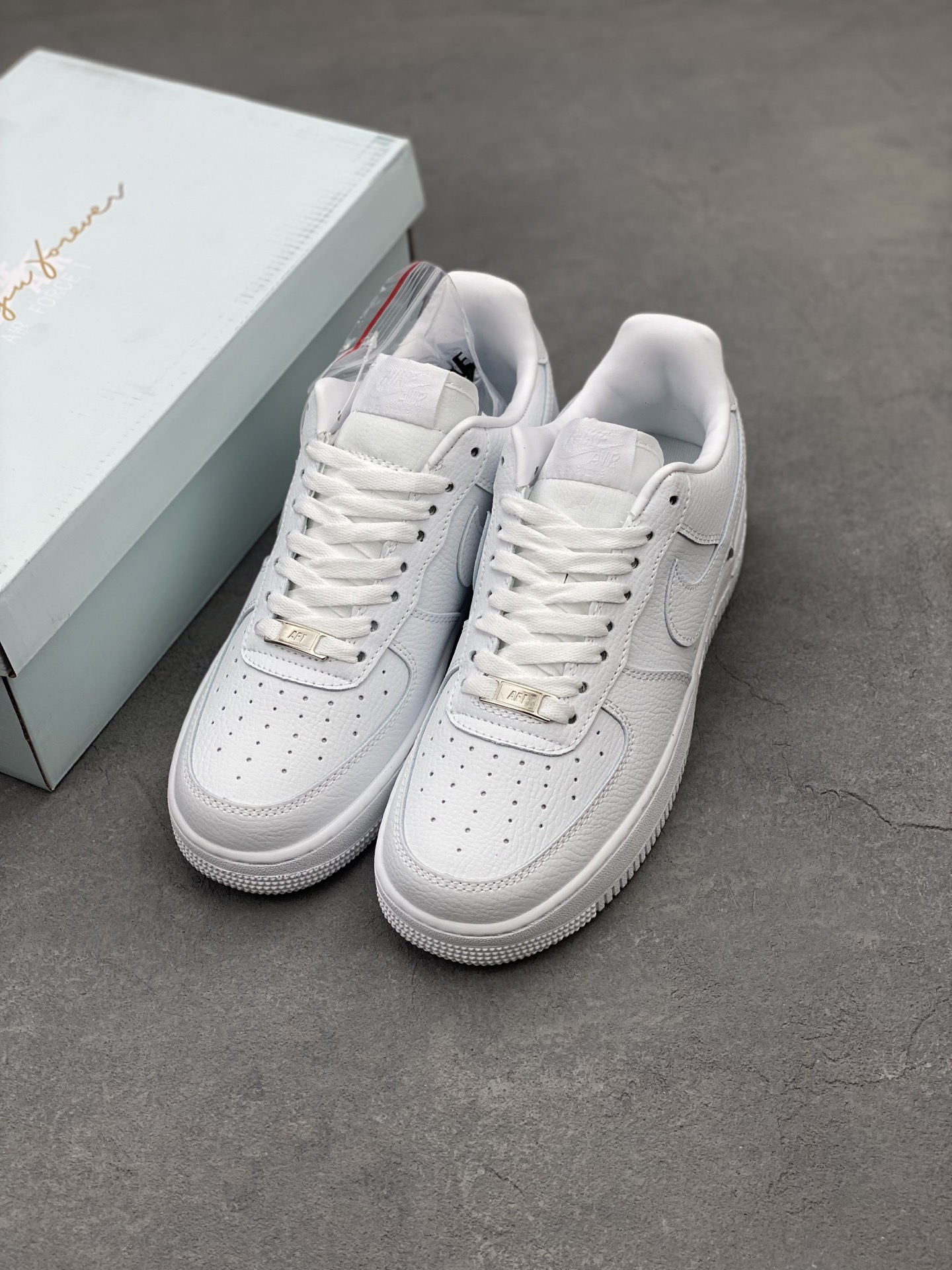 Nike Air Force 1 Low White Leather Casual Sneakers CZ8065-100 9 i1739651936073 1661 0 7