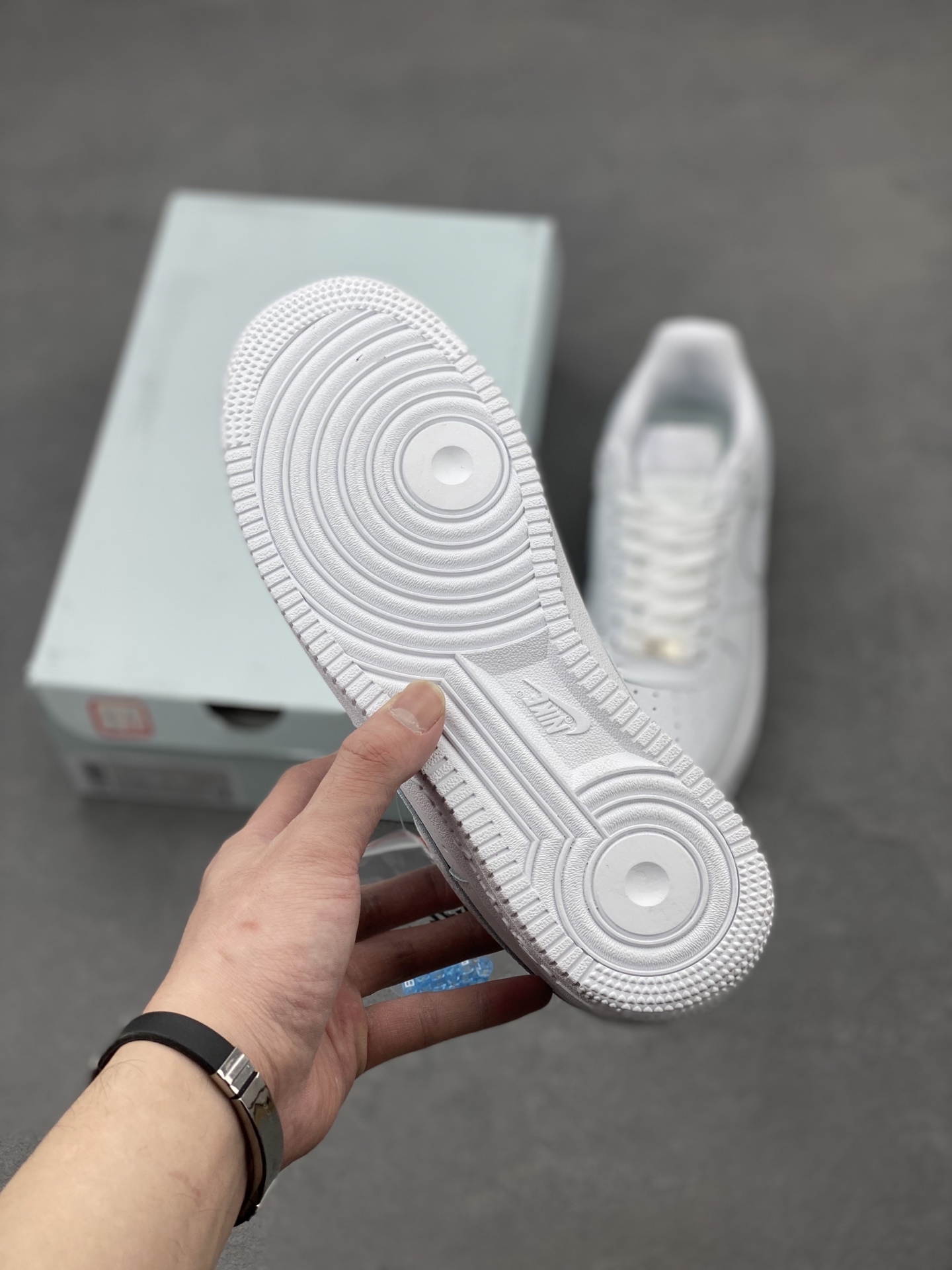 Nike Air Force 1 Low White Leather Casual Sneakers CZ8065-100 7 i1739651936163 5377 0 5