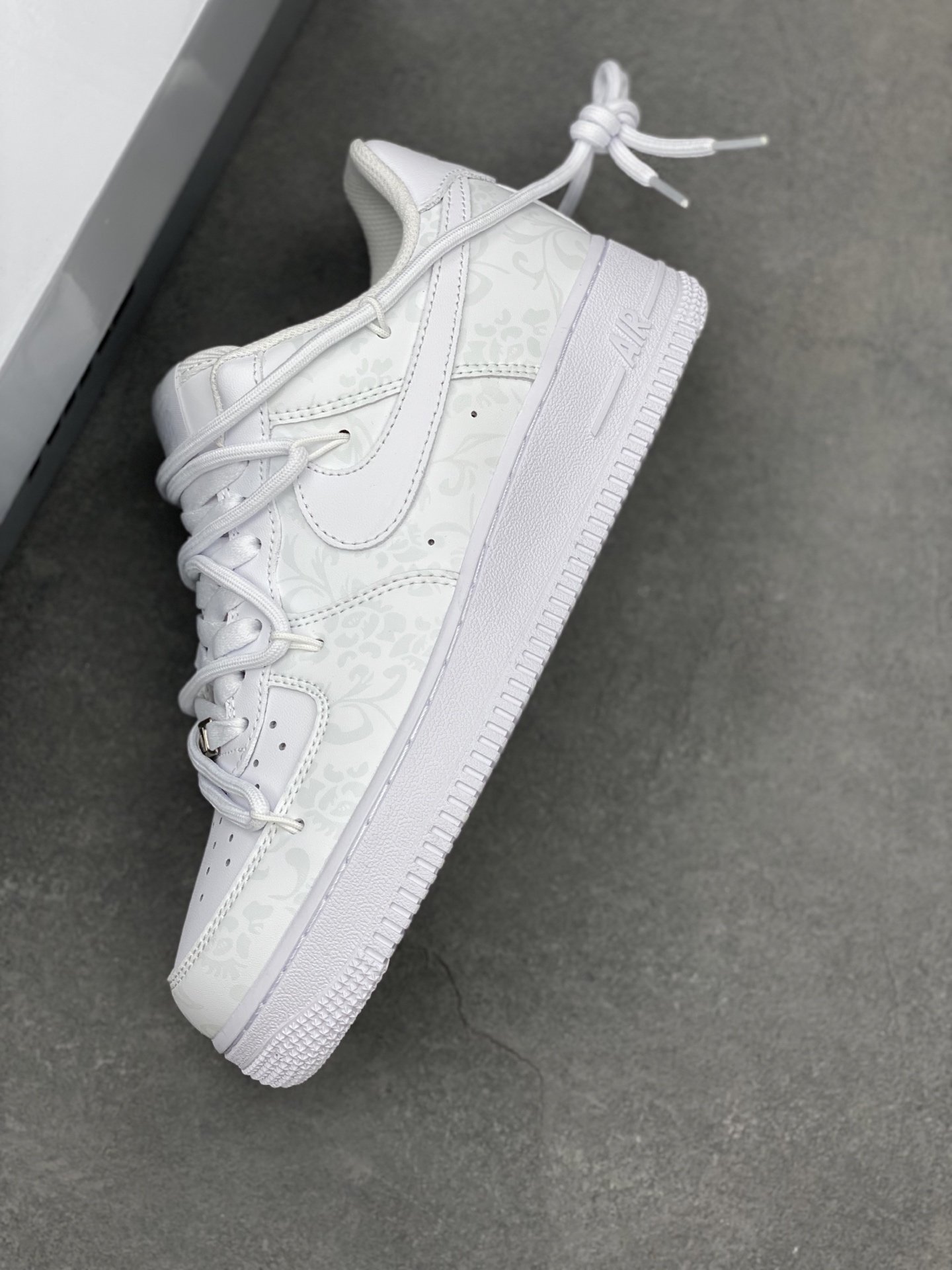 Nike Air Force 1 Low '07 'Porcelain' Casual Shoes 8 i1739652056299 1810 0 6