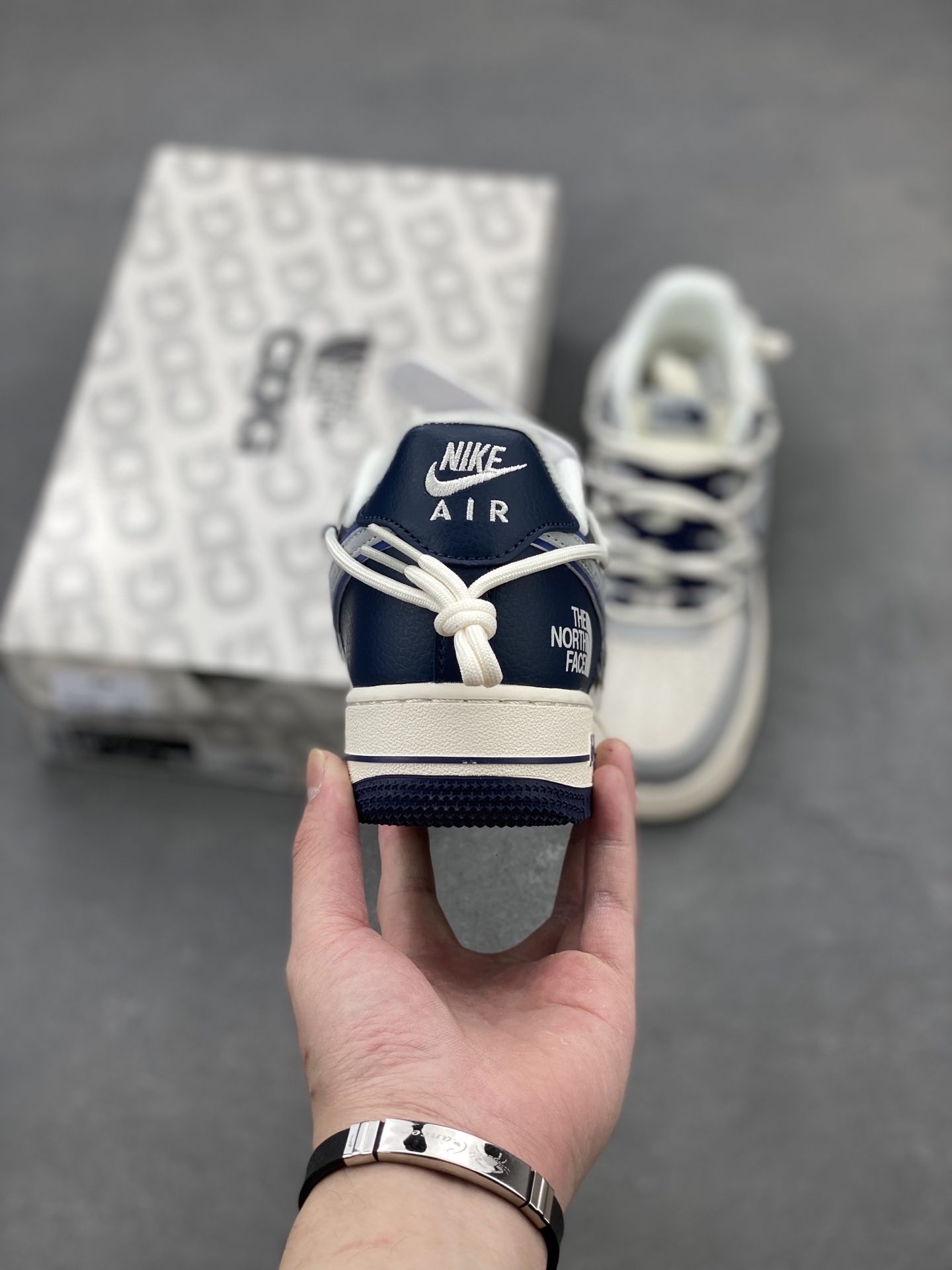 Nike Air Force 1 '07 Low The North Face Collab Sneakers - Gray/Blue 5 i1739652163967 4590 0 3