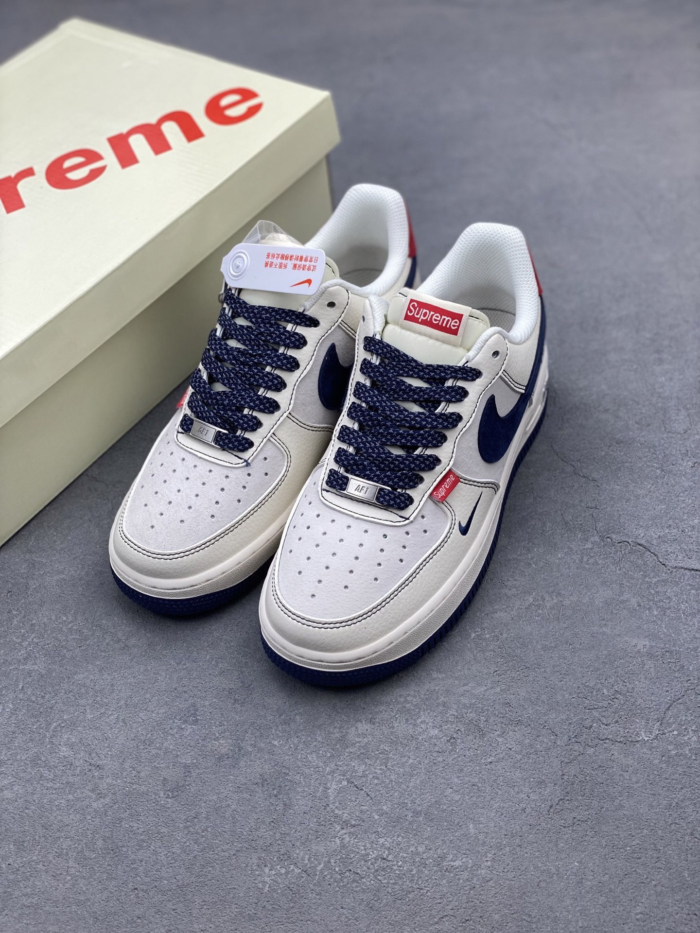 Nike Air Force 1 '07 Low Supreme Collab Sneakers - Navy Blue Swoosh 9 i1739652223068 5315 0 7