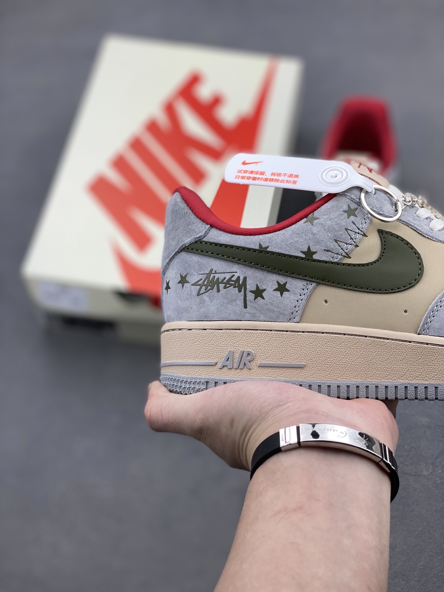Nike Air Force 1 '07 Low Stussy Olive Green Sneakers 6 i1739652276572 9139 0 4