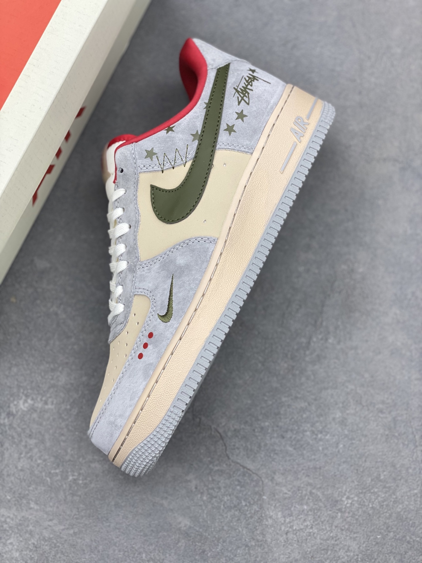 Nike Air Force 1 '07 Low Stussy Olive Green Sneakers 8 i1739652276579 5745 0 6