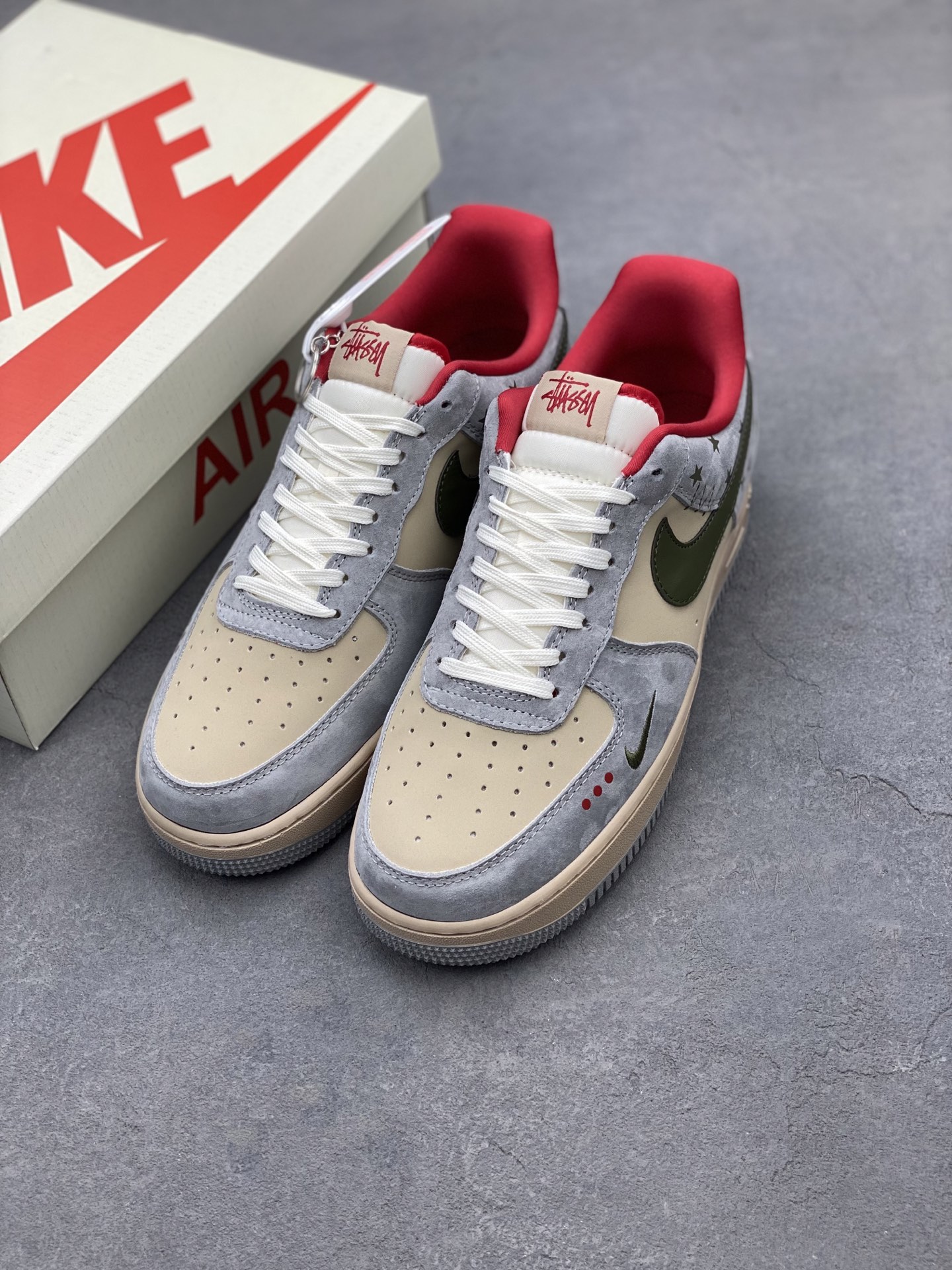 Nike Air Force 1 '07 Low Stussy Olive Green Sneakers 9 i1739652276615 4081 0 7
