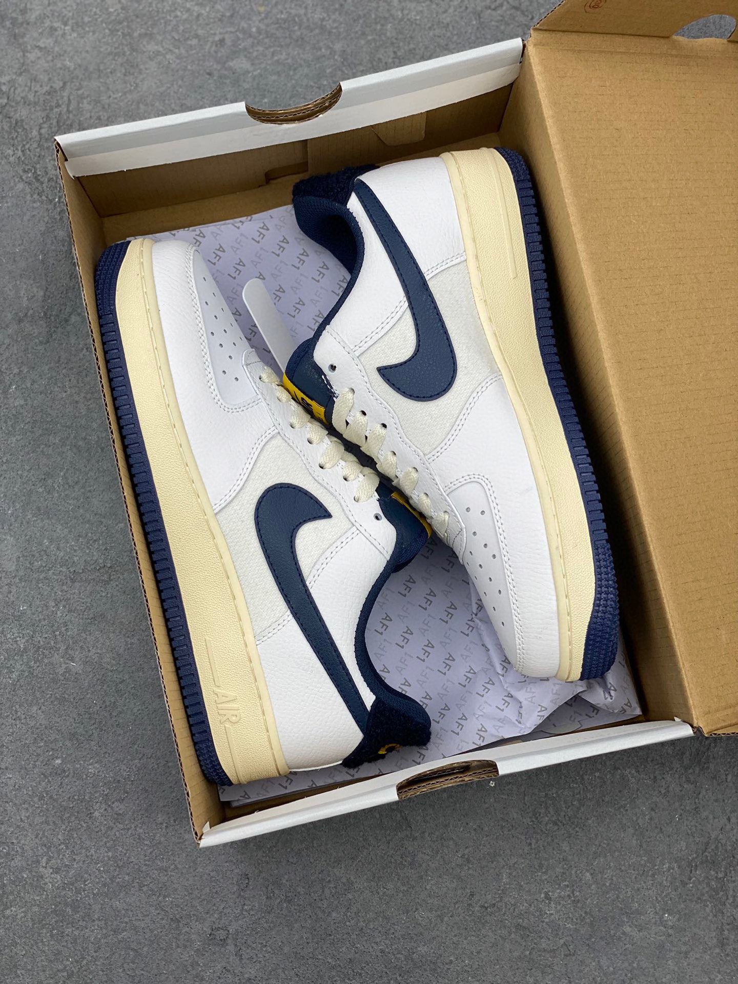 Nike Air Force 1 Low 'Sail Deep Blue' - Iconic Style and Comfort 8 i1739653455818 6498 0 8