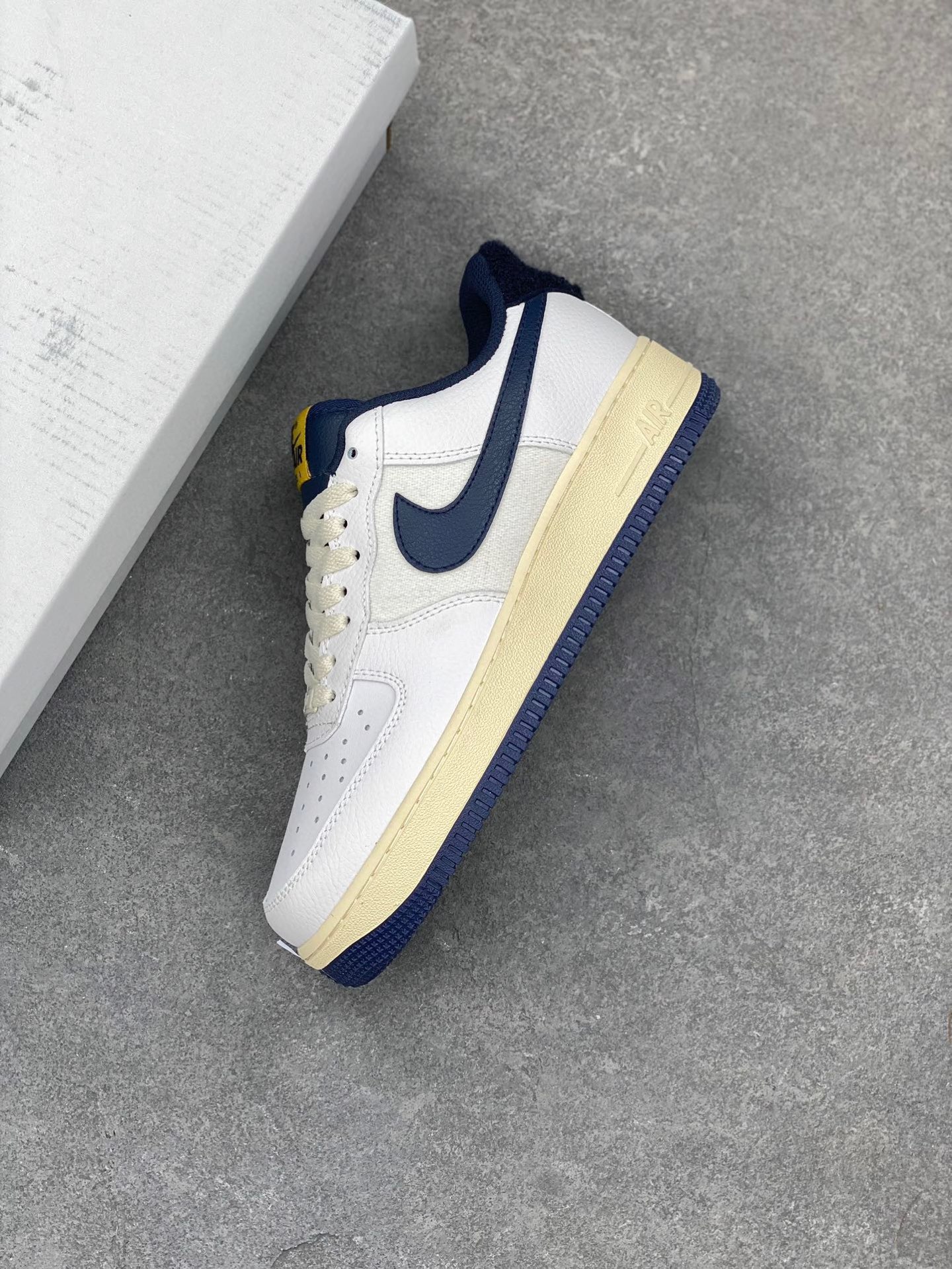 Nike Air Force 1 Low 'Sail Deep Blue' - Iconic Style and Comfort 7 i1739653455842 1536 0 6