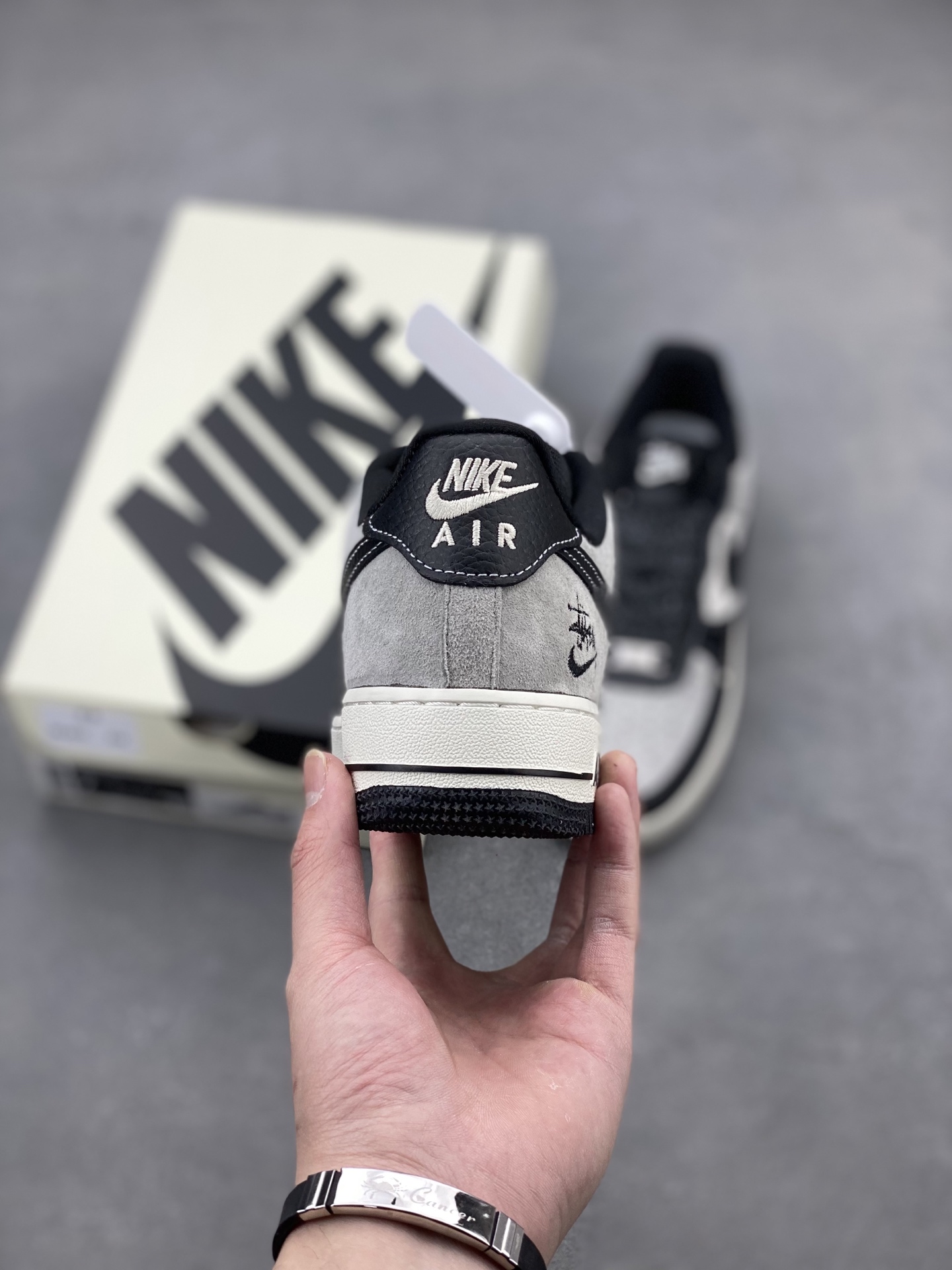 Nike Air Force 1 '07 Low Stussy Collab Black Leather Sneakers Limited Edition 5 i1739734862387 1450 0 3