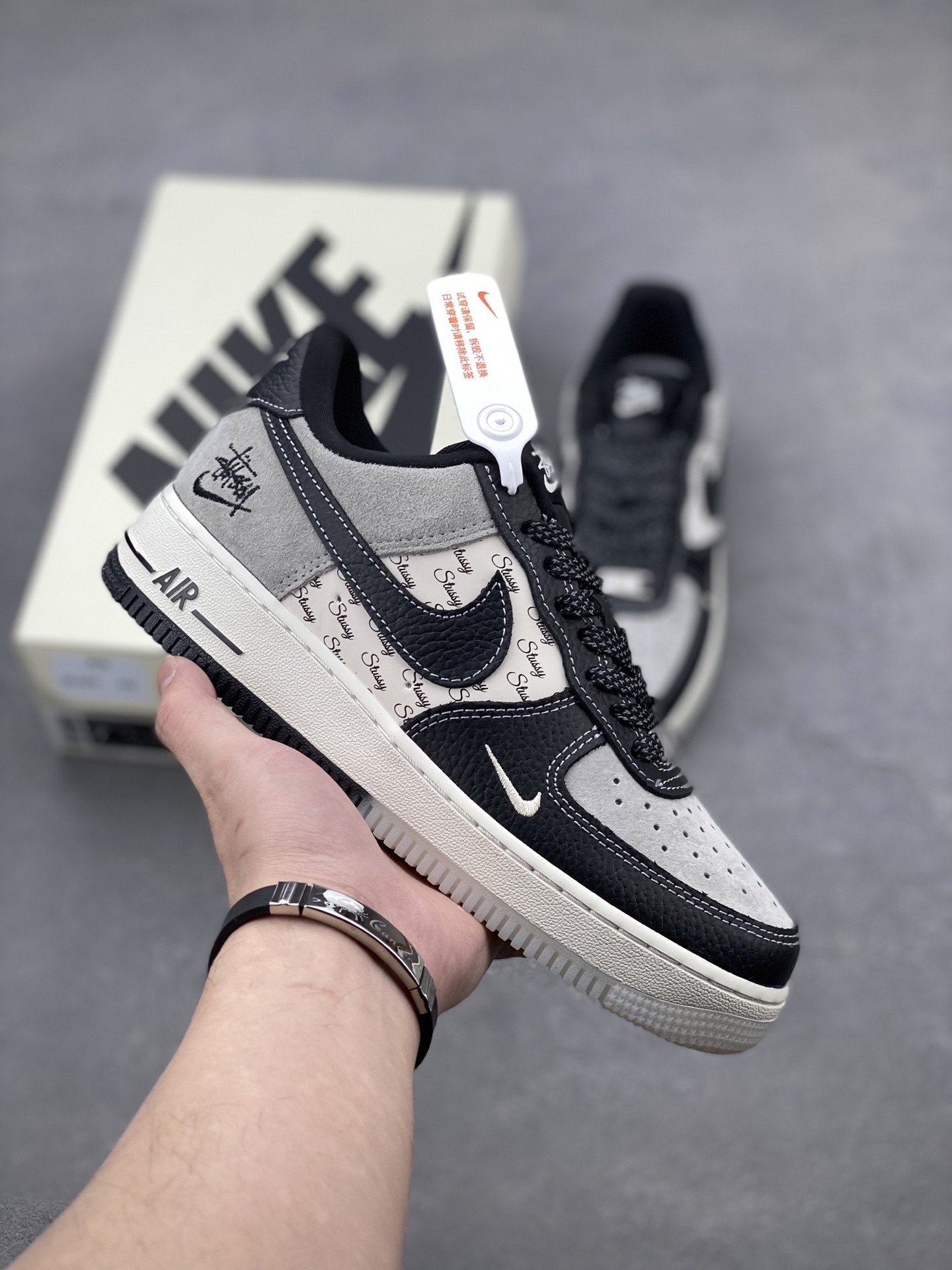 Nike Air Force 1 '07 Low Stussy Collab Black Leather Sneakers Limited Edition 2 i1739734865100 532 0 0