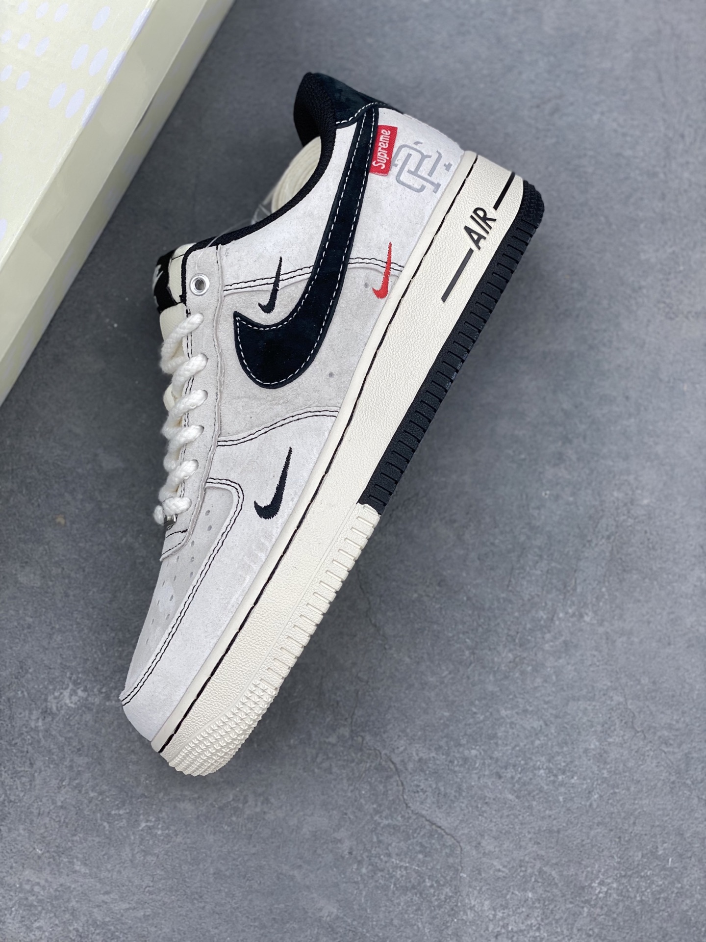 Nike Air Force 1 '07 Low 'Triple Swoosh' Limited Edition Sneakers 8 i1739734940796 6349 0 6