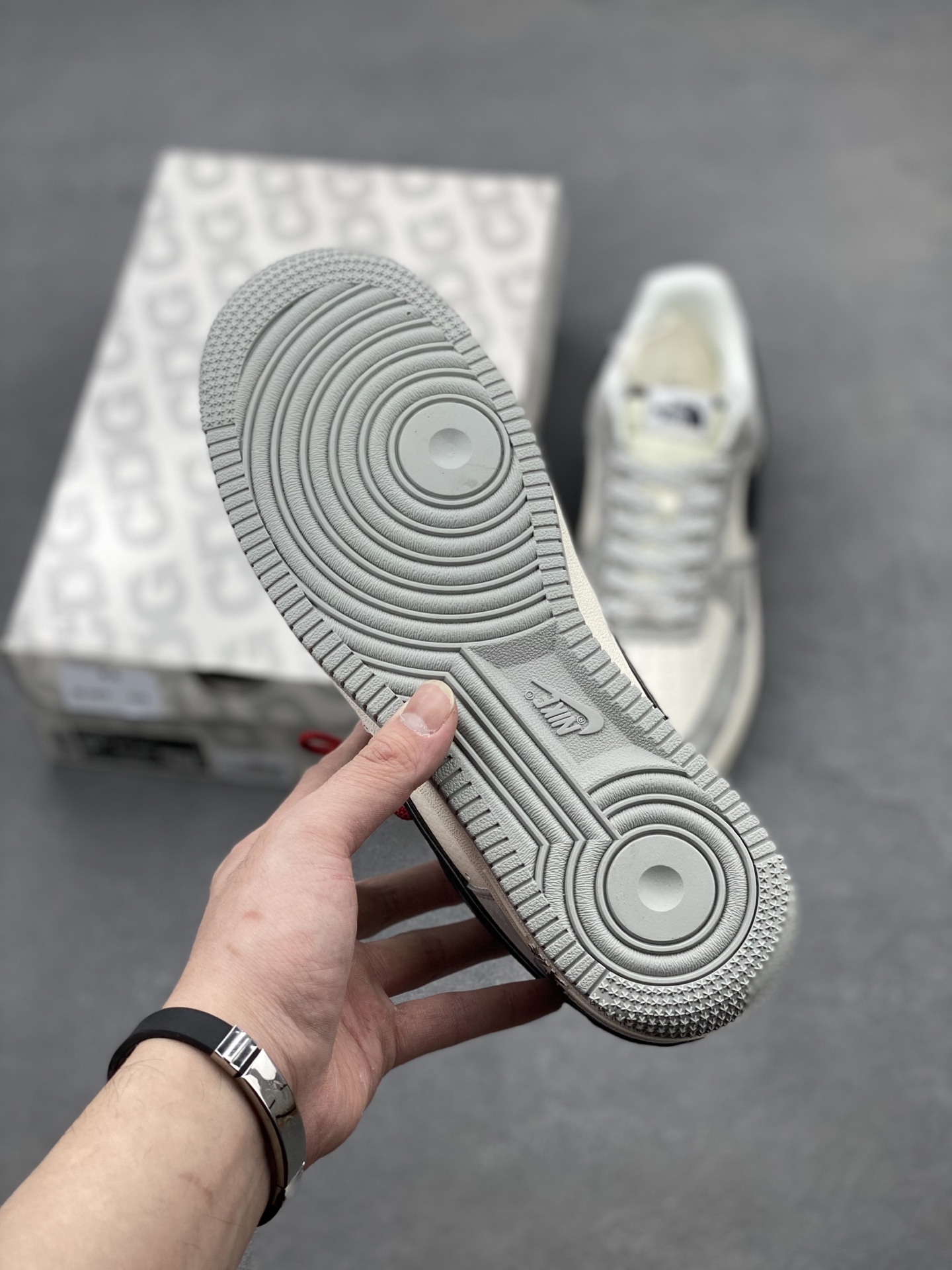 Nike Air Force 1 '07 Low The North Face Collab Sneakers 7 i1739735270198 7720 0 5