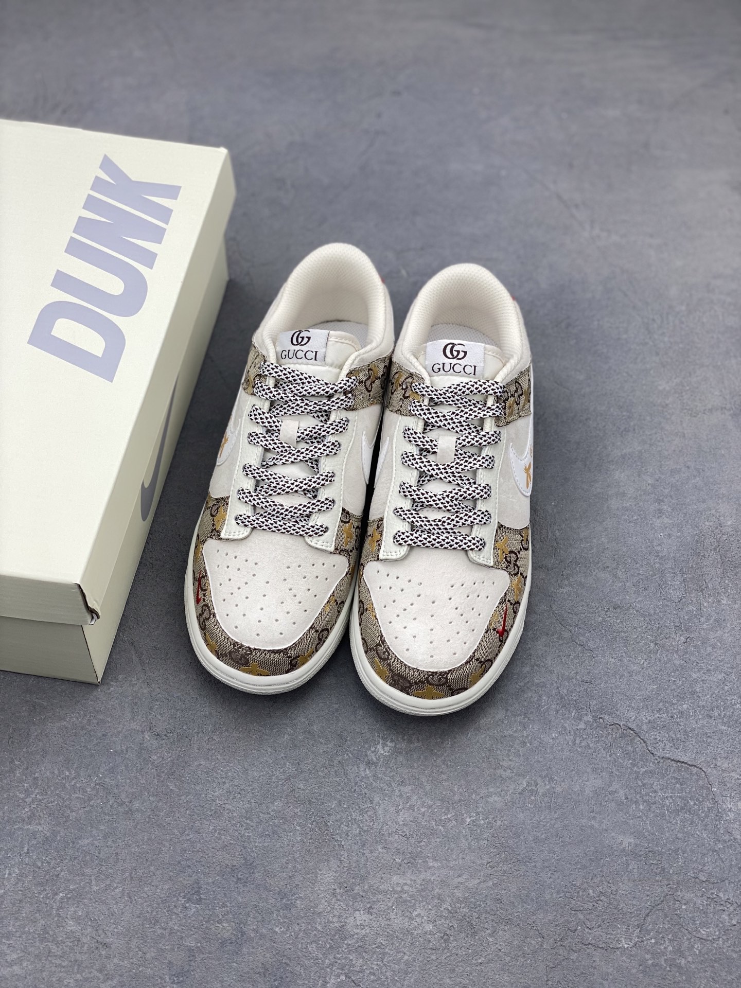 Nike SB Dunk Low Gucci Custom Sneakers - Limited Edition, Company Grade Quality 8 i1739736221515 637 0 7