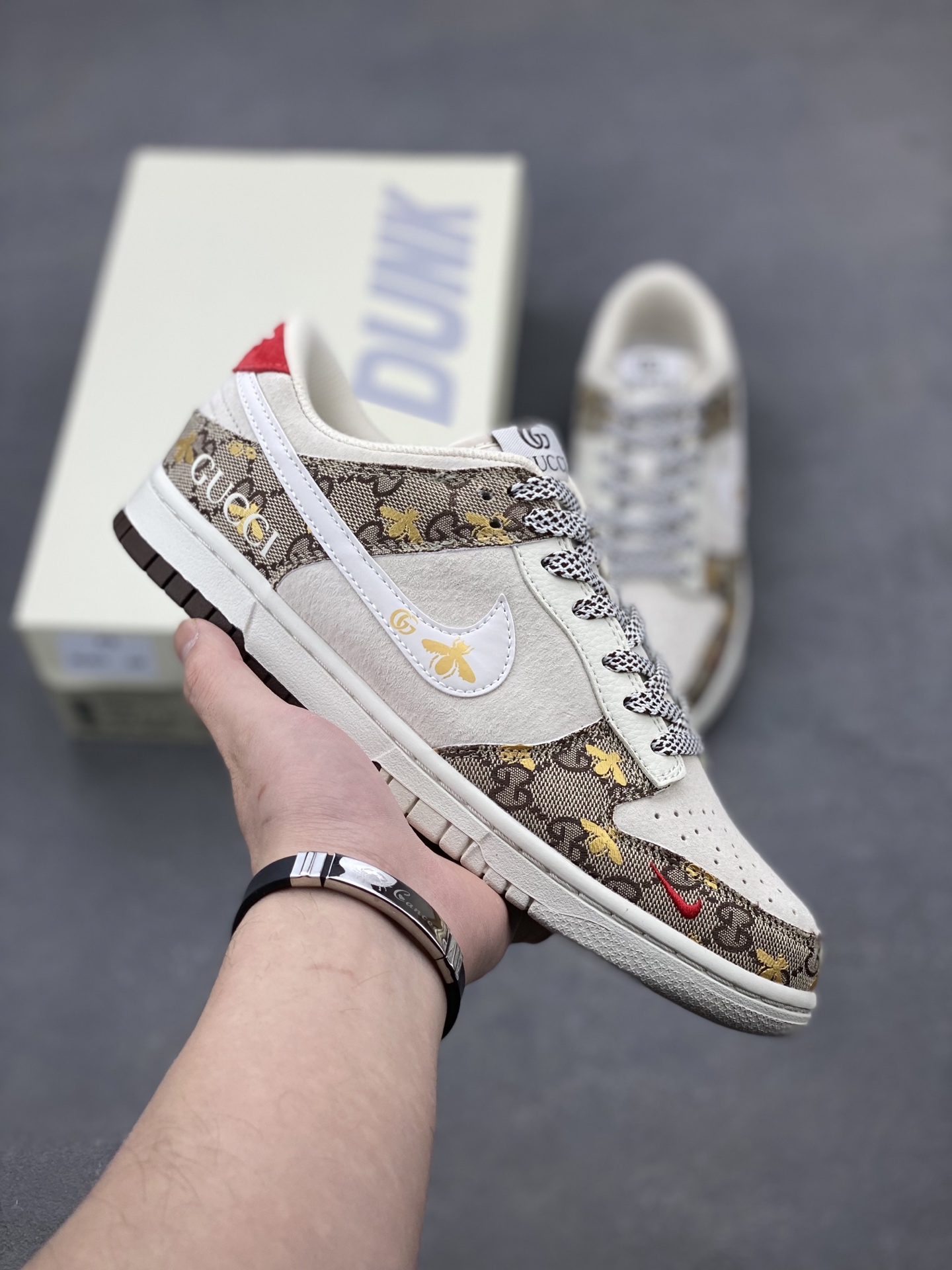 Nike SB Dunk Low Gucci Custom Sneakers - Limited Edition, Company Grade Quality 1 i1739736221608 411 0 0