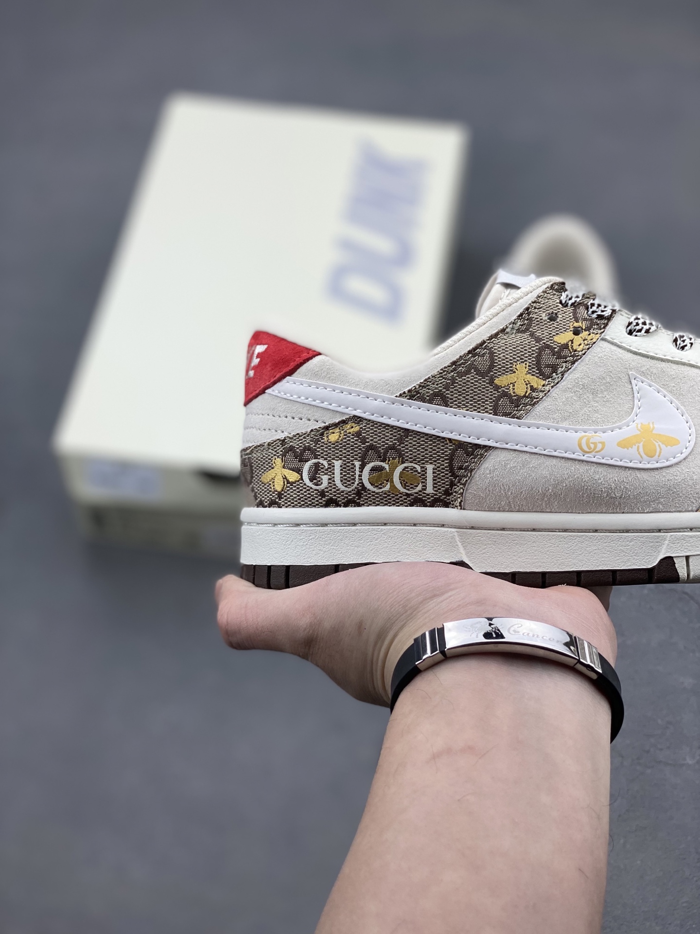 Nike SB Dunk Low Gucci Custom Sneakers - Limited Edition, Company Grade Quality 5 i1739736224495 9159 0 4