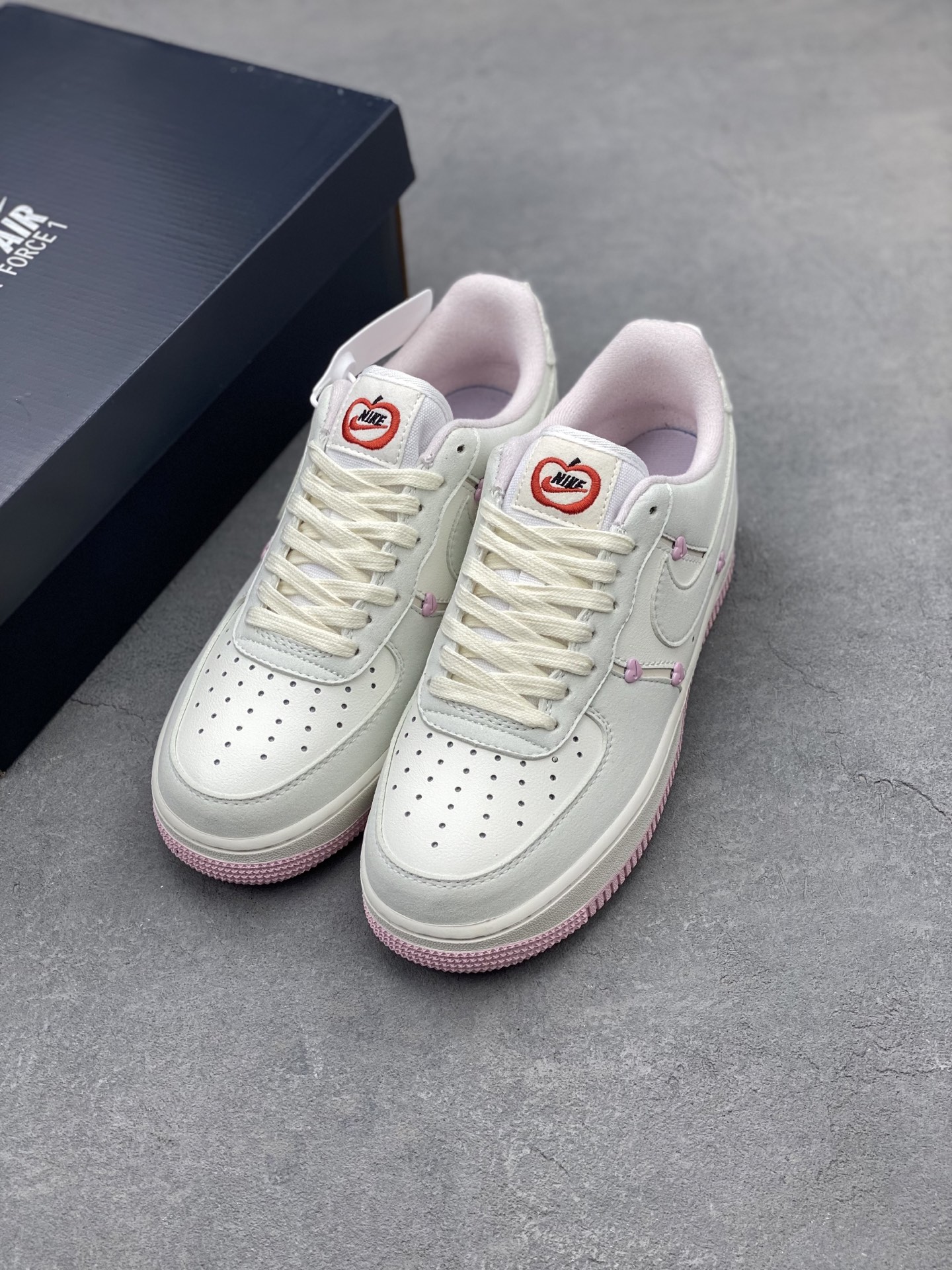 Nike Air Force 1 '07 Low White/Pink Women's Shoe HM9483-001 9 i1739822059623 8790 0 7