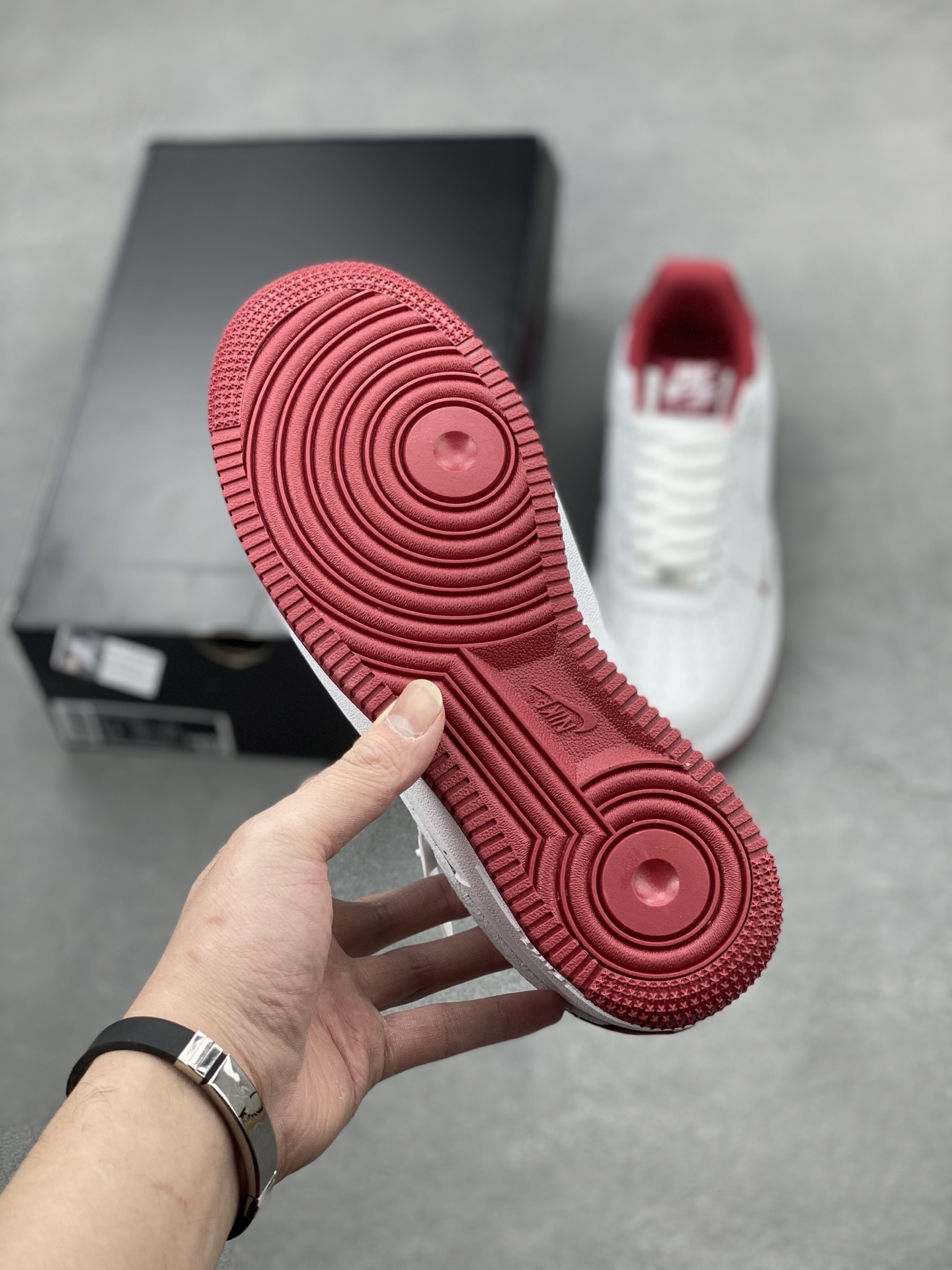 Nike Air Force 1 '07 White/Team Red, Classic Low-Top Sneakers for Men and Women 7 i1739906117073 5783 0 5