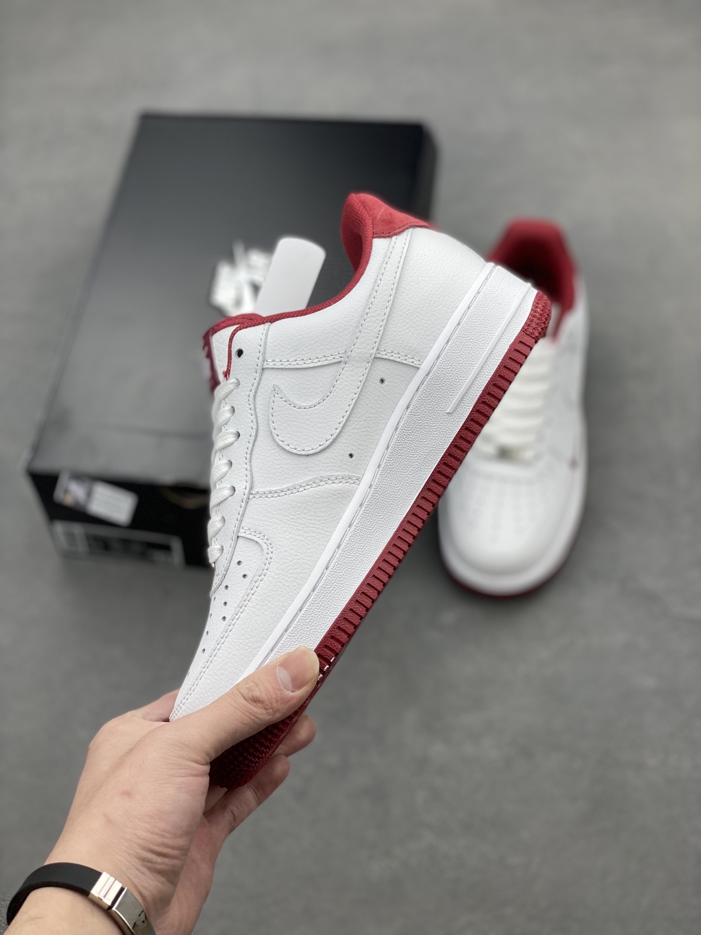 Nike Air Force 1 '07 White/Team Red, Classic Low-Top Sneakers for Men and Women 4 i1739906117220 2268 0 2