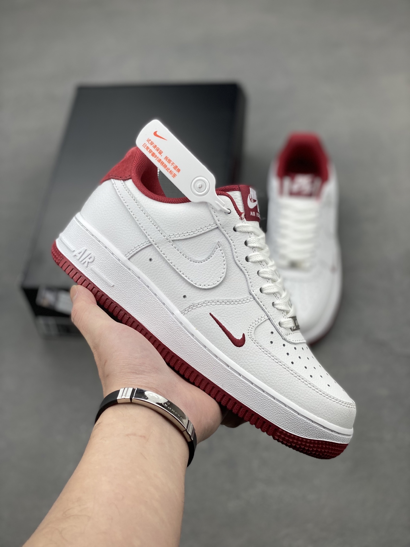 Nike Air Force 1 '07 White/Team Red, Classic Low-Top Sneakers for Men and Women 2 i1739906119484 8536 0 0