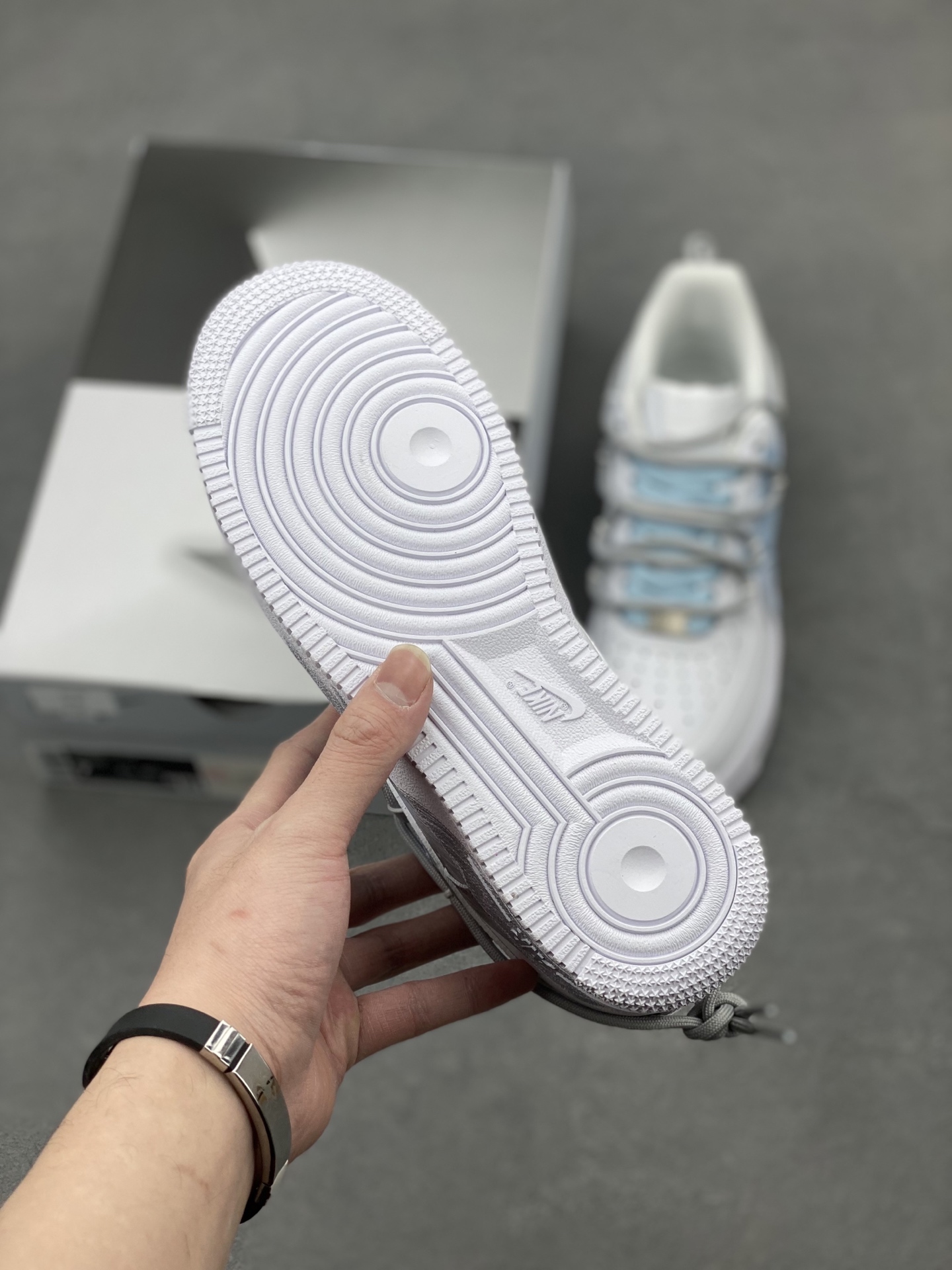 Nike Air Force 1 '07 Low Custom "Blue Storm" Sneakers - Hand-Painted Graffiti 7 i1739907120878 1319 0 5