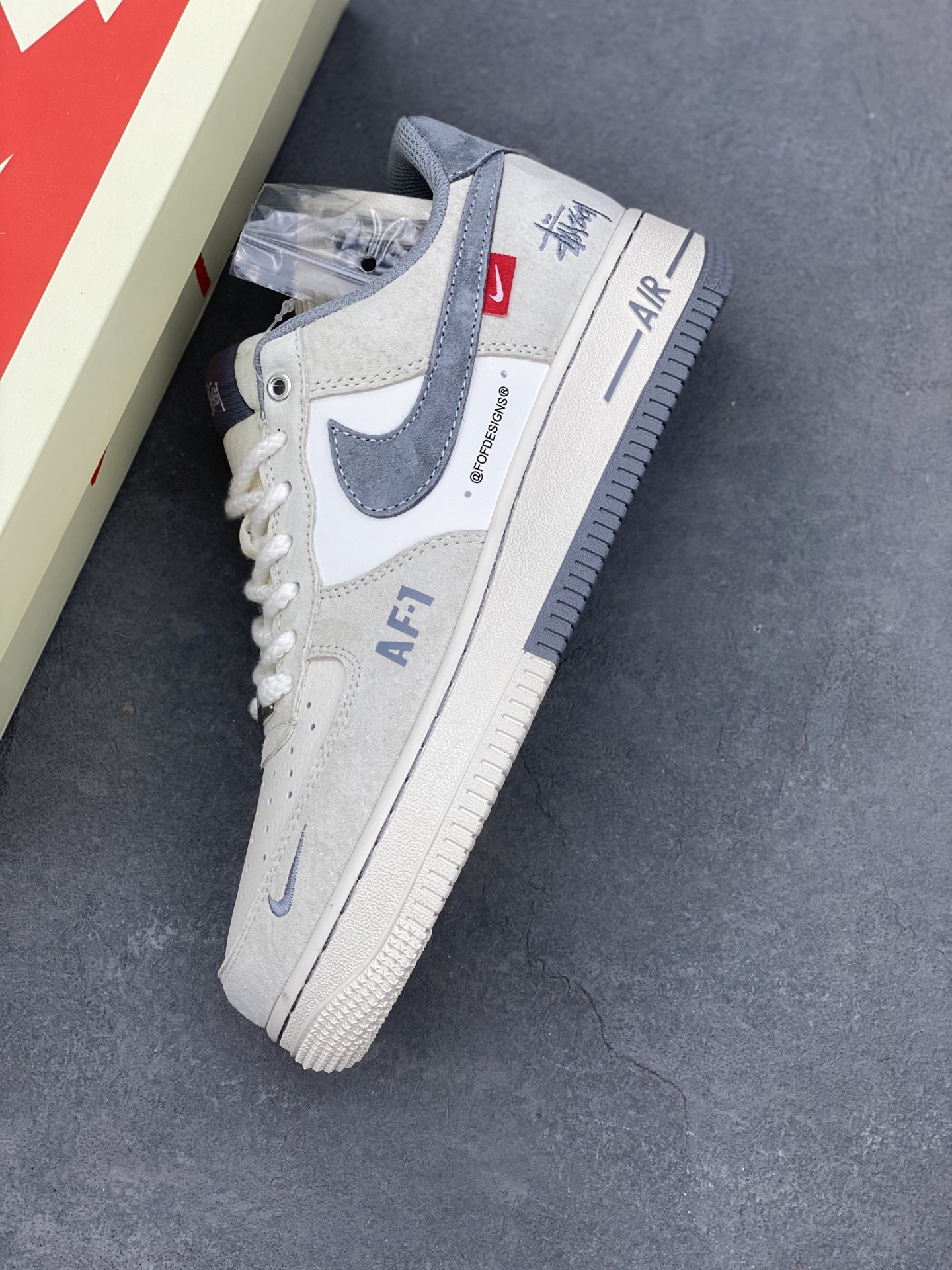 Nike Air Force 1 '07 Low Stussy Collab Sneakers - Limited Edition 8 i1739993203977 8333 0 6