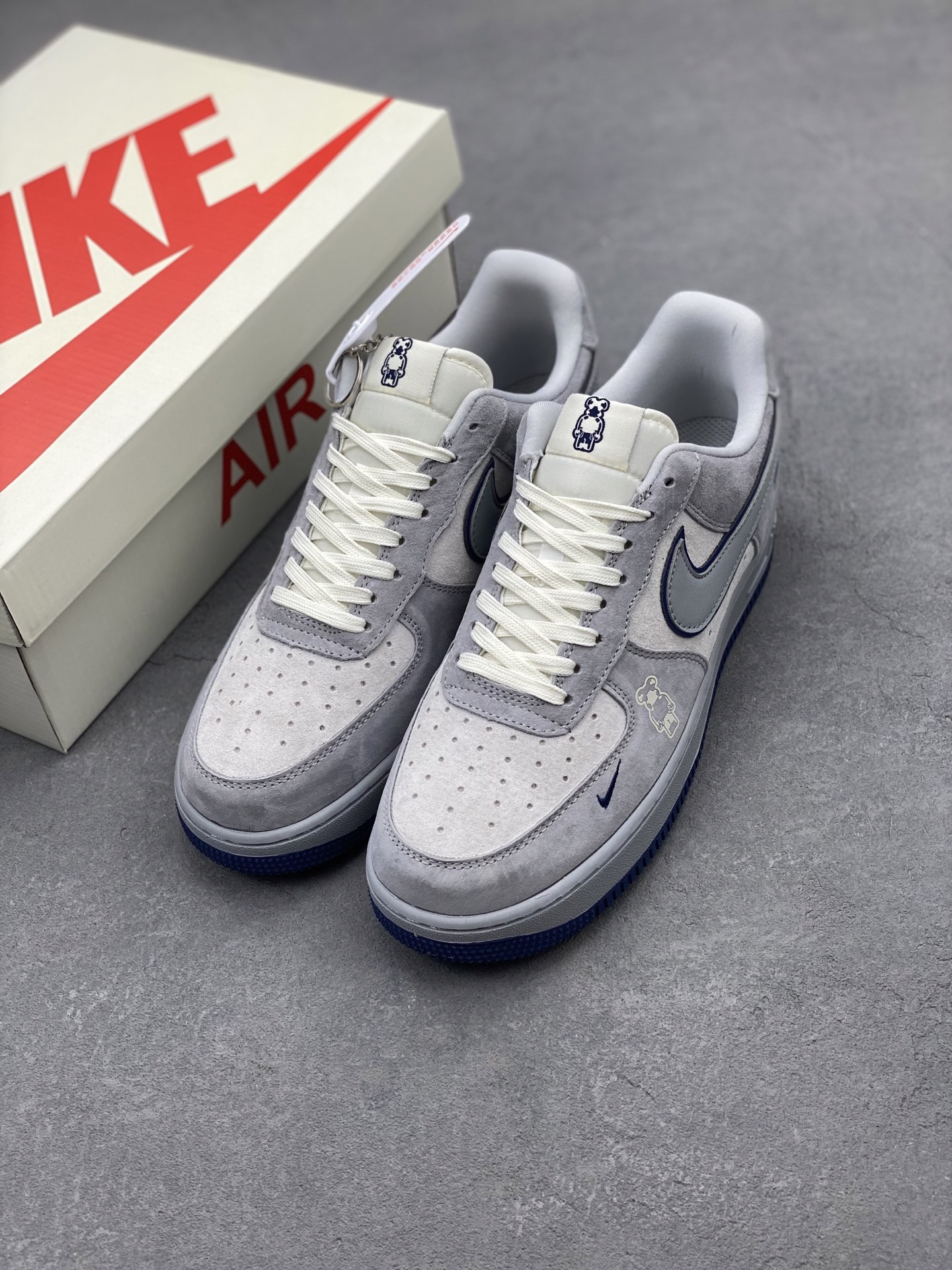 Nike Air Force 1 '07 Low Stussy Collab Gray Blue "Bearbrick" Edition 9 i1739993253602 969 0 7