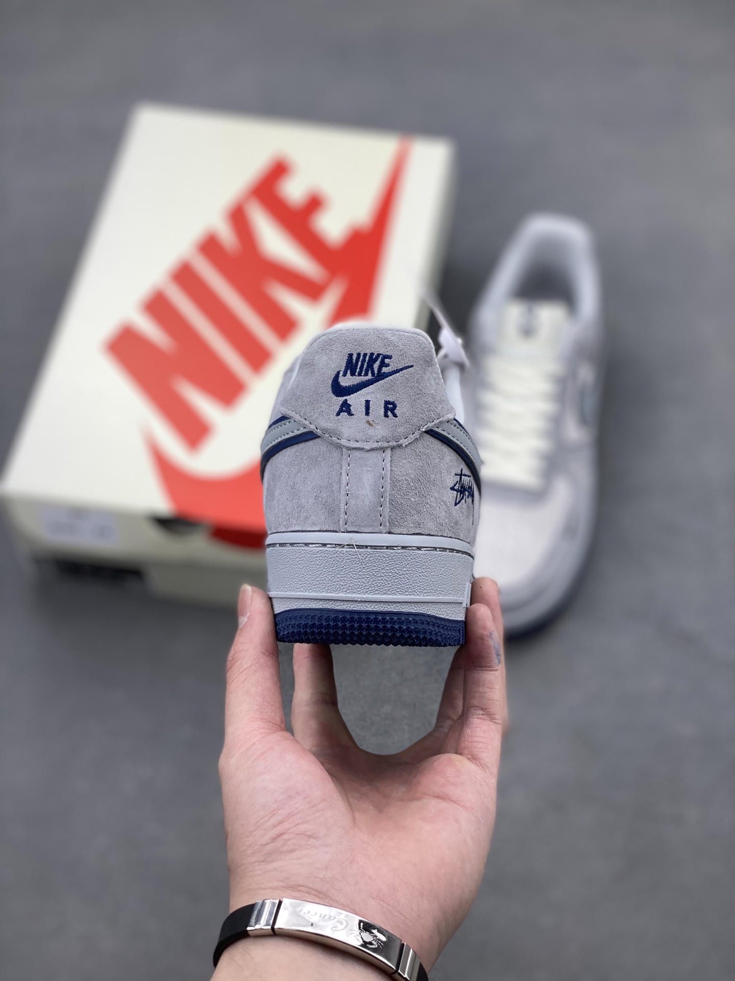 Nike Air Force 1 '07 Low Stussy Collab Gray Blue "Bearbrick" Edition 5 i1739993253718 1934 0 3