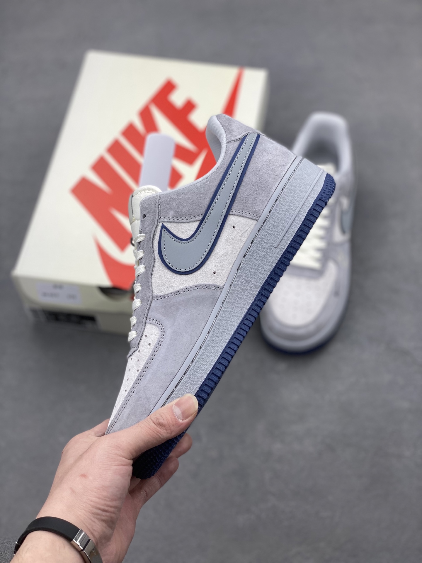 Nike Air Force 1 '07 Low Stussy Collab Gray Blue "Bearbrick" Edition 4 i1739993253760 5089 0 2