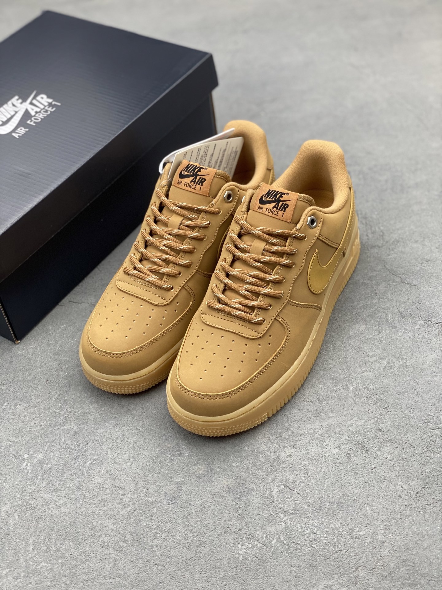 Nike Air Force 1 '07 Low CJ9179-200 - Honeycomb Cushioned Sneaker 9 i1739993930784 52 0 7