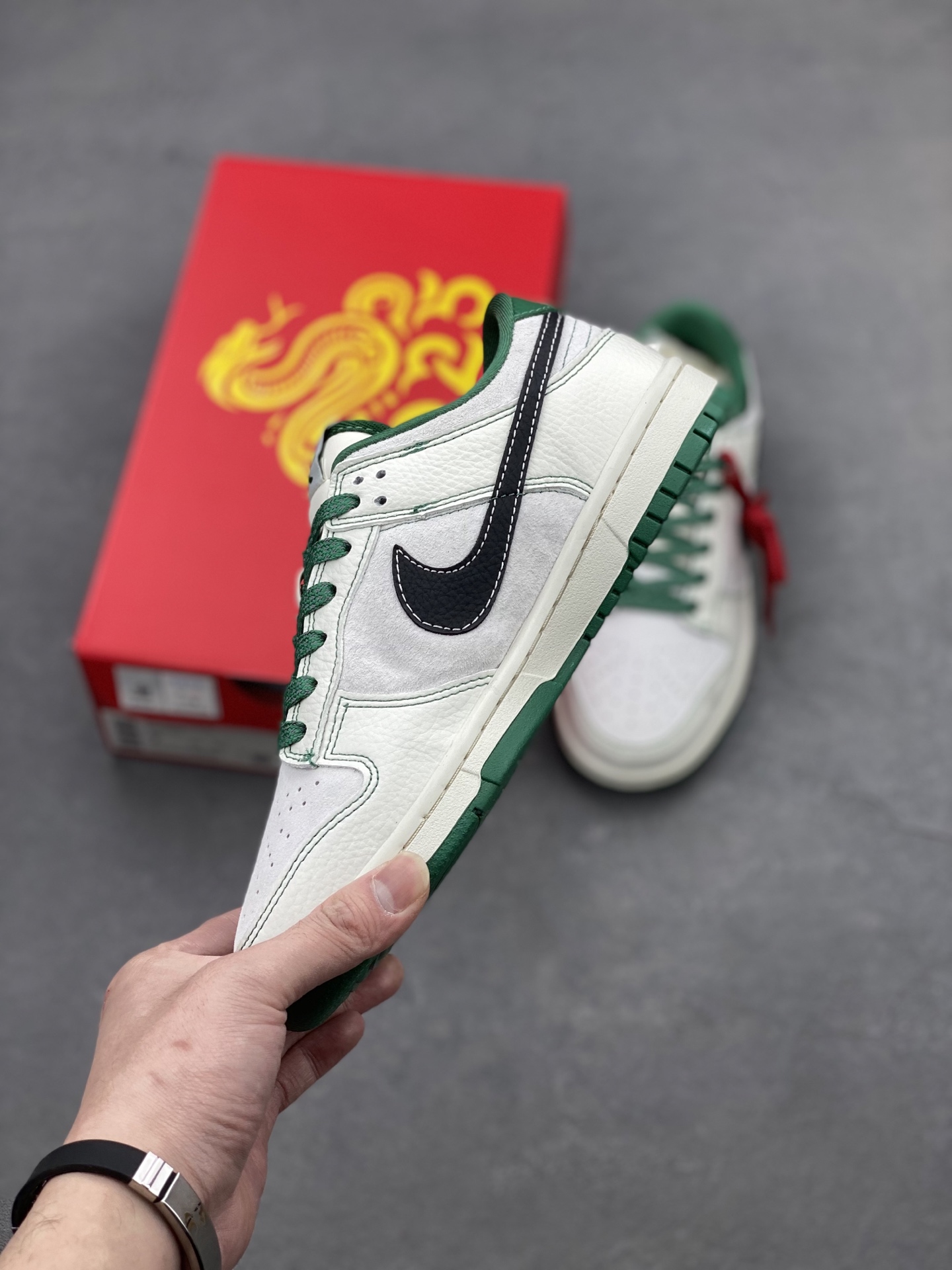 Nike Dunk Low Retro 'Louis Vuitton Custom' Casual Sneakers 3 i1739995797814 4026 0 2