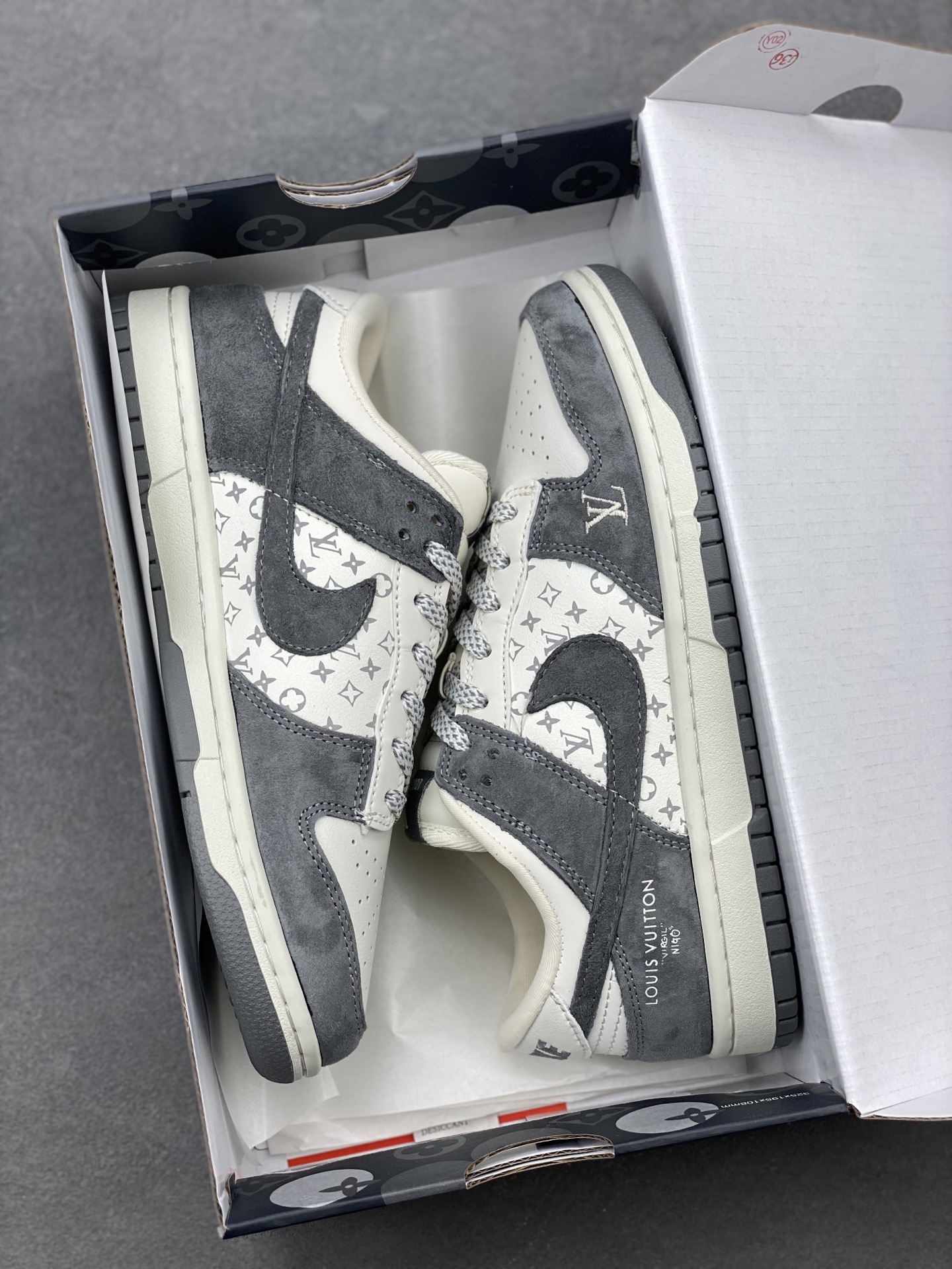 NK Dunk Low Retro Louis Vuitton Custom Sneakers - Premium Comfort & Style 9 i1739995944334 1468 0 8