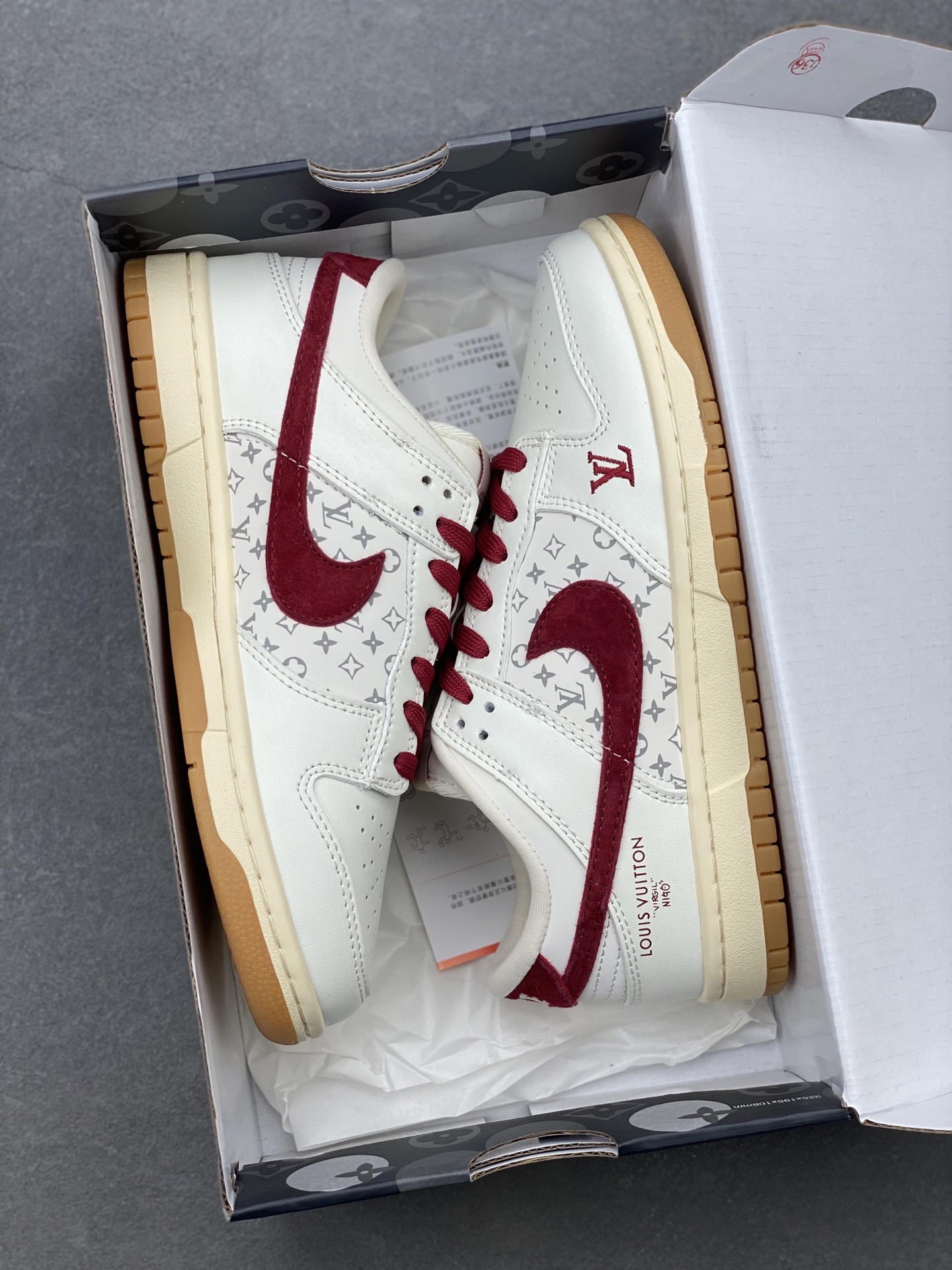 NK Dunk Low Retro Louis Vuitton Custom Casual Sneakers - Exclusive Design 10 i1739996065774 7443 0 8