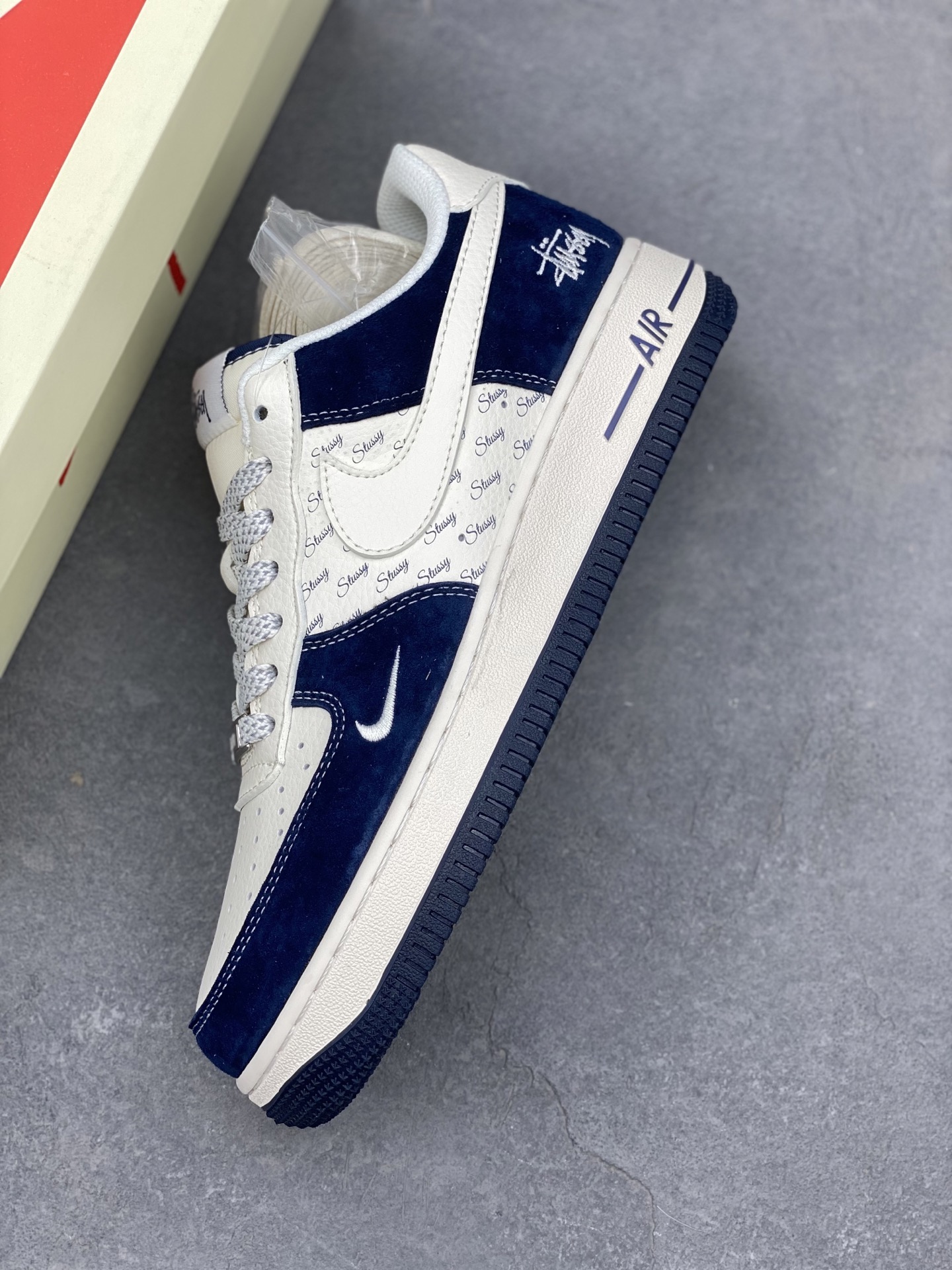 Nike Air Force 1 '07 Low Stussy, Limited Edition Sneakers - Navy/Fossil 8 i1740078818408 5155 0 6