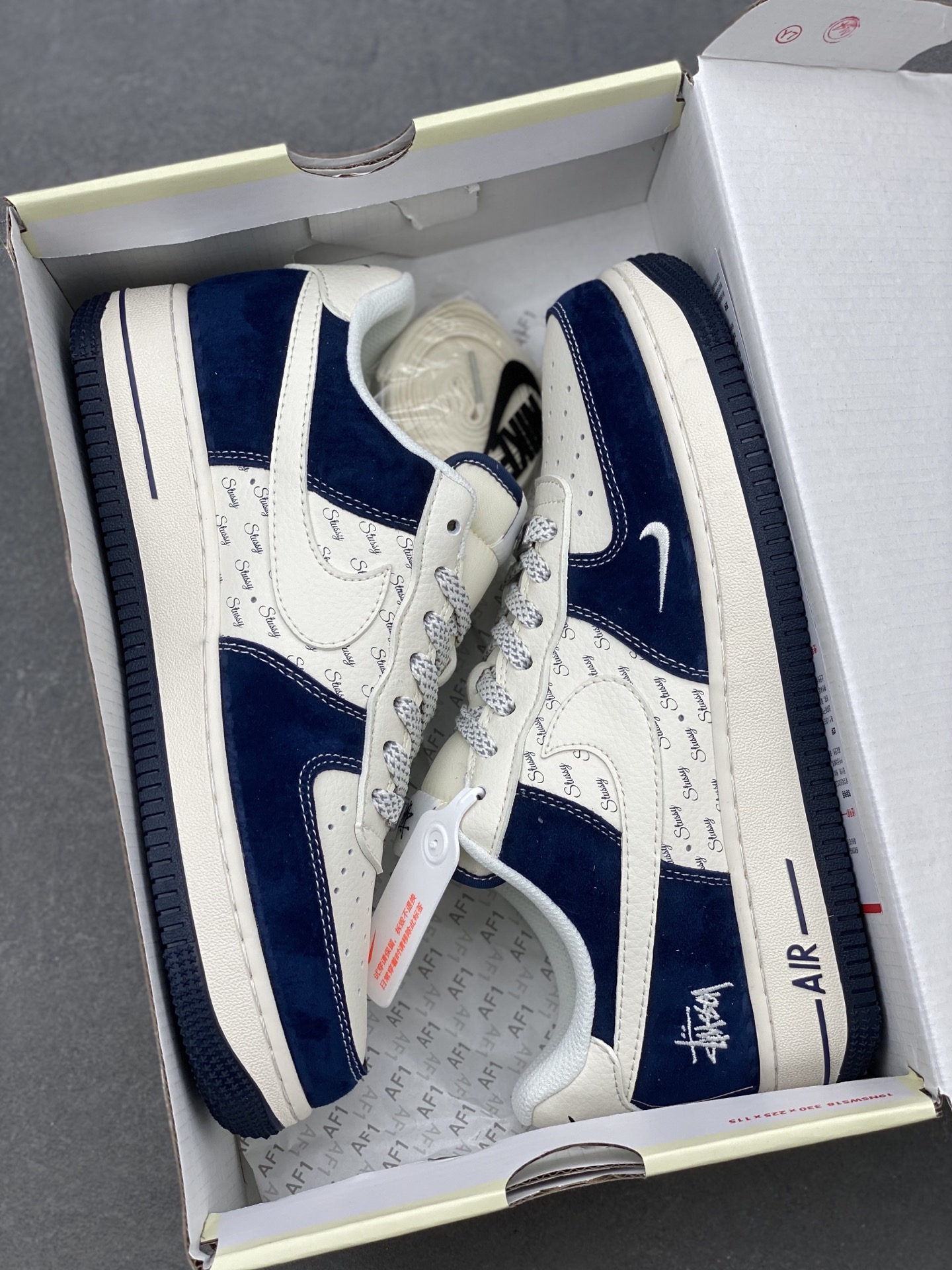 Nike Air Force 1 '07 Low Stussy, Limited Edition Sneakers - Navy/Fossil 10 i1740078824527 4233 0 8