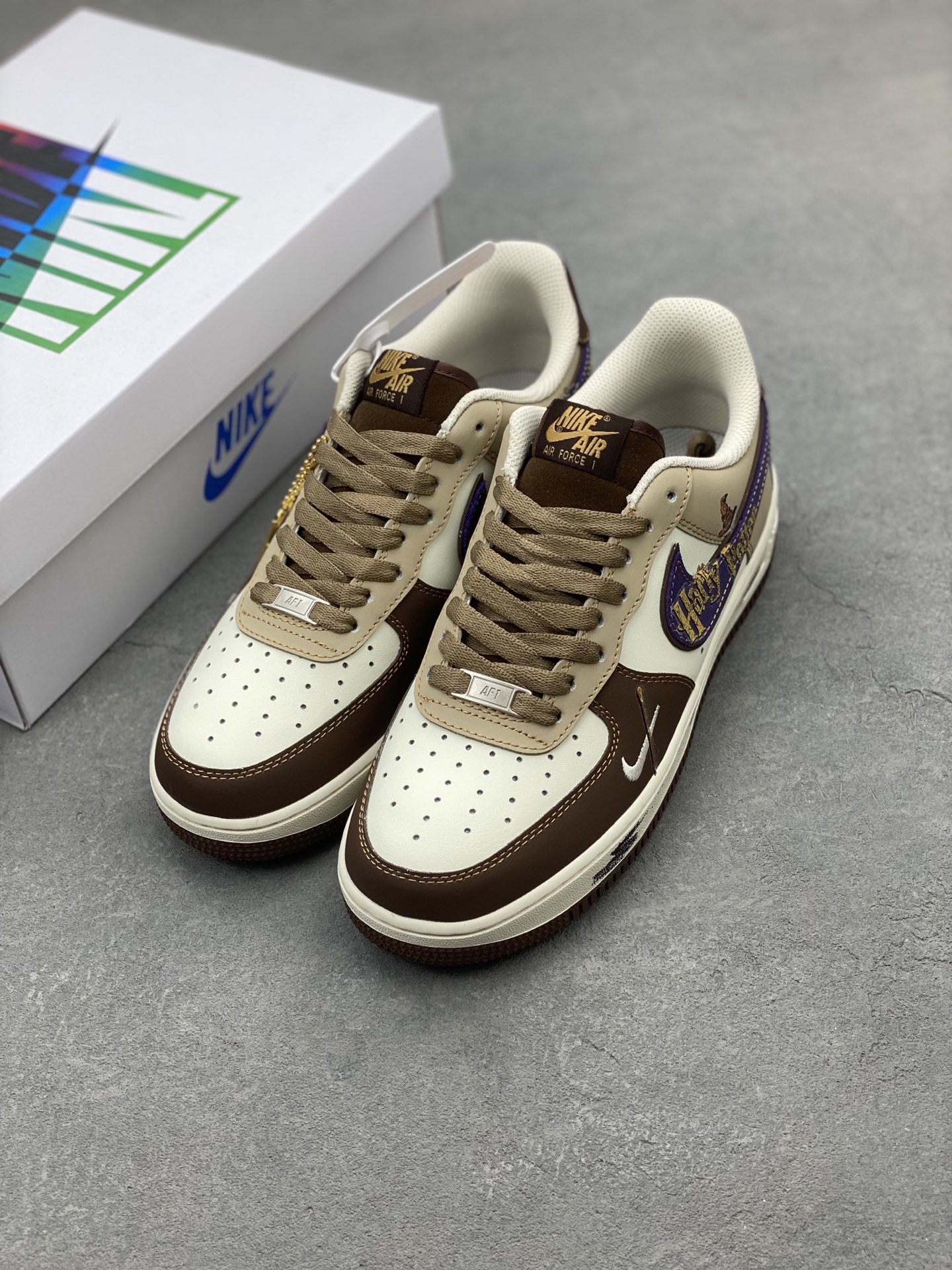 Nike Air Force 1 '07 Low Harry Potter Limited Edition Sneakers 9 i1740078874743 3634 0 7