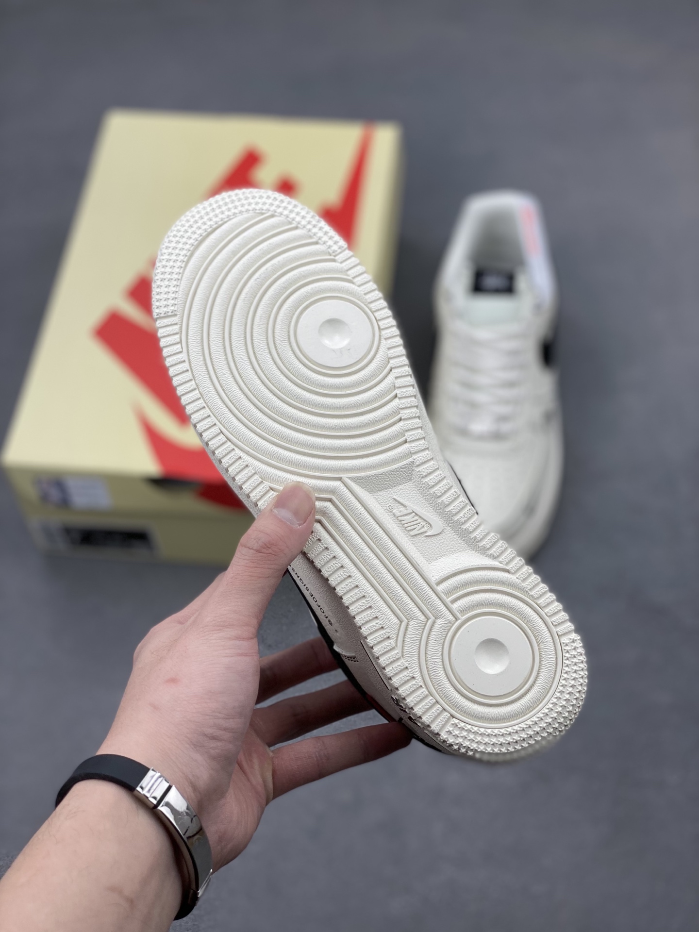 Nike Air Force 1 '07 Low Stussy Collab Sneakers - Cream/Black, Limited Edition 7 i1740078957941 9898 0 5