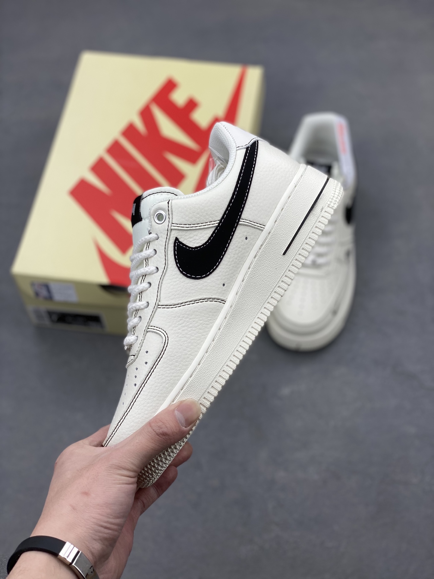 Nike Air Force 1 '07 Low Stussy Collab Sneakers - Cream/Black, Limited Edition 4 i1740078962891 8886 0 2