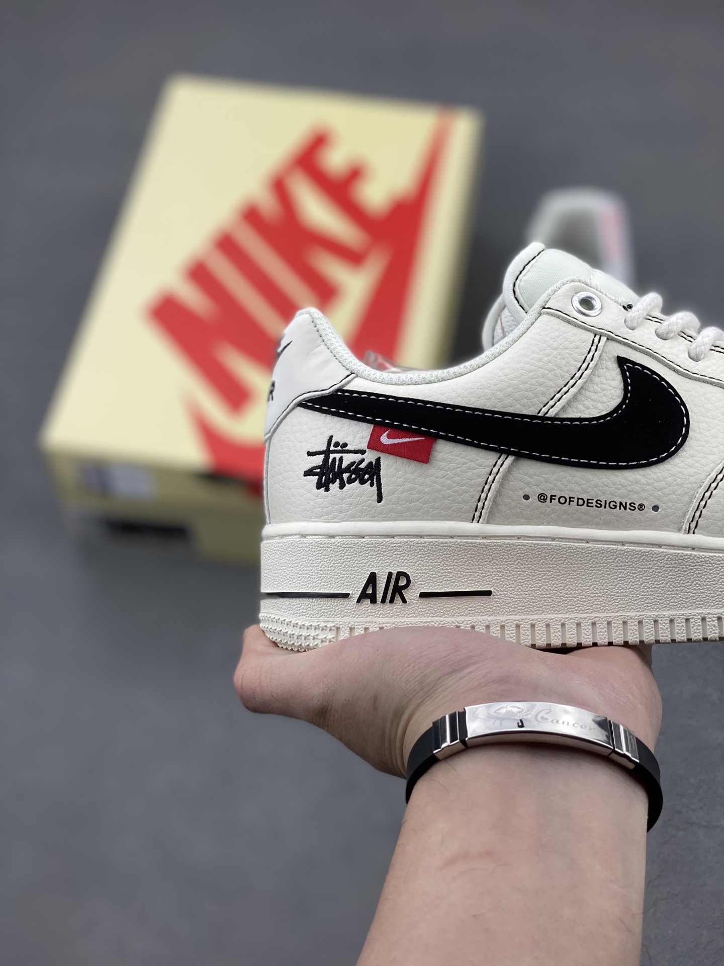 Nike Air Force 1 '07 Low Stussy Collab Sneakers - Cream/Black, Limited Edition 6 i1740078963392 3163 0 4