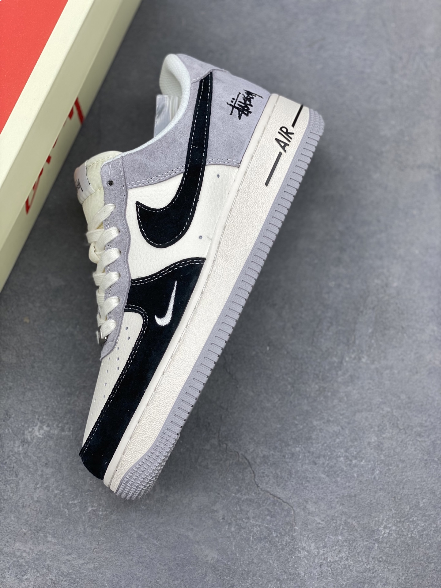 Nike Air Force 1 '07 Low Sneakers - Limited Edition, Premium Comfort 8 i1740162401266 8989 0 6