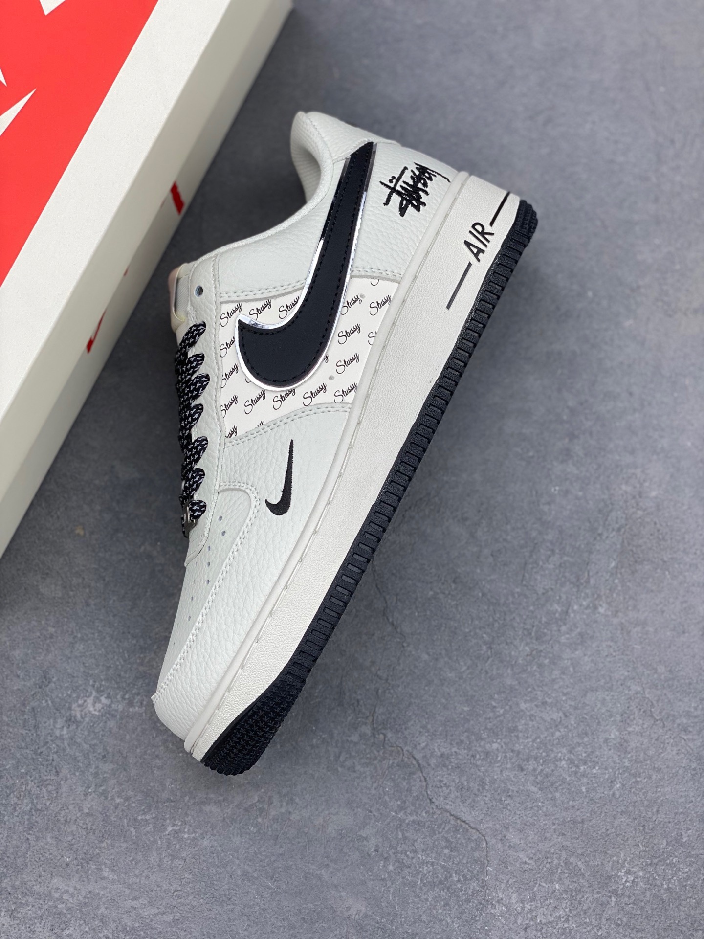 Nike Air Force 1 '07 Low Stussy Collab Sneakers Cream/Black, Limited Edition 8 i1740162488856 7599