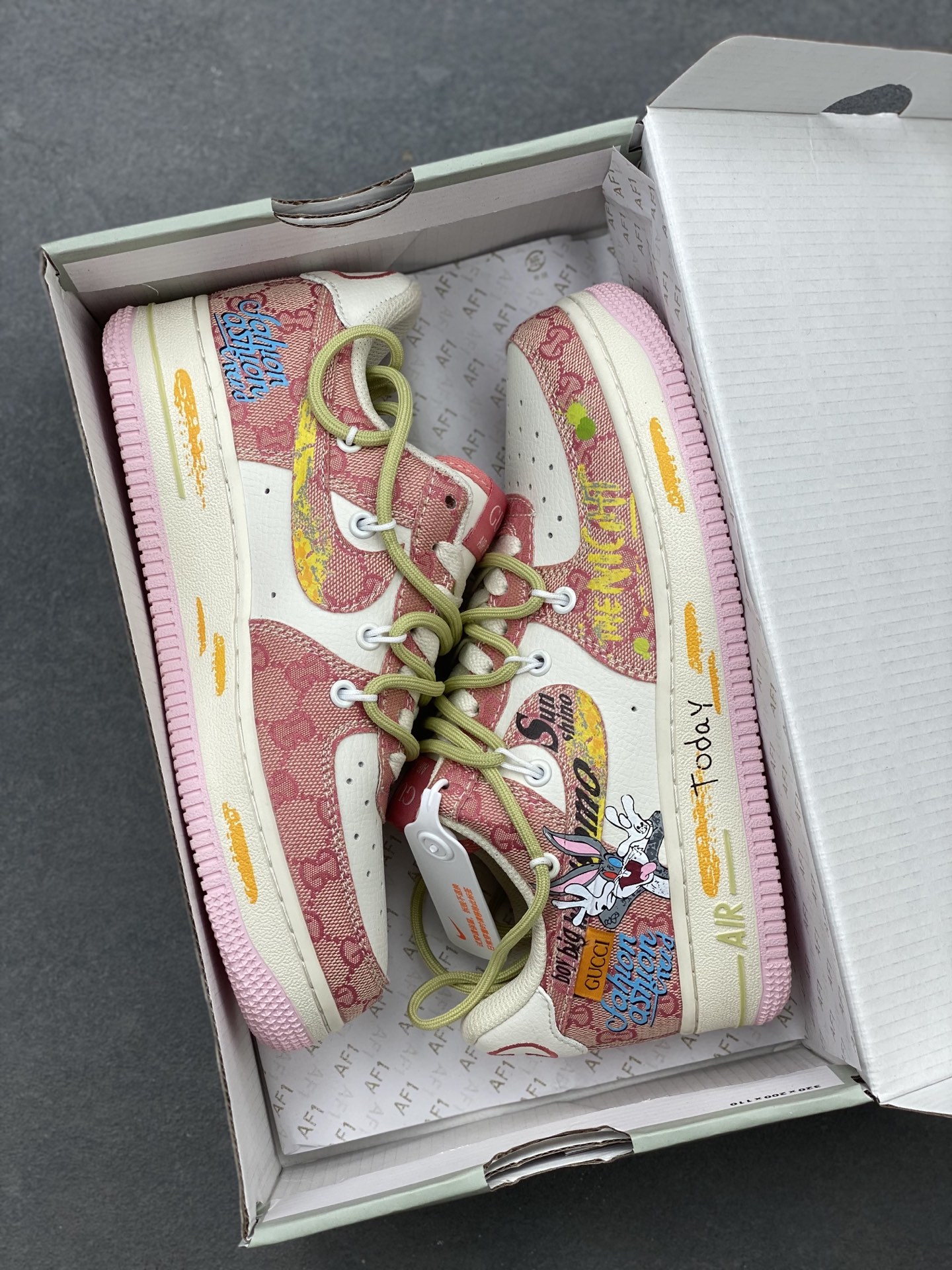 Nike Air Force 1 Low Bugs Bunny Custom Sneakers - Limited Edition 10 i1740162856537 637 0 8
