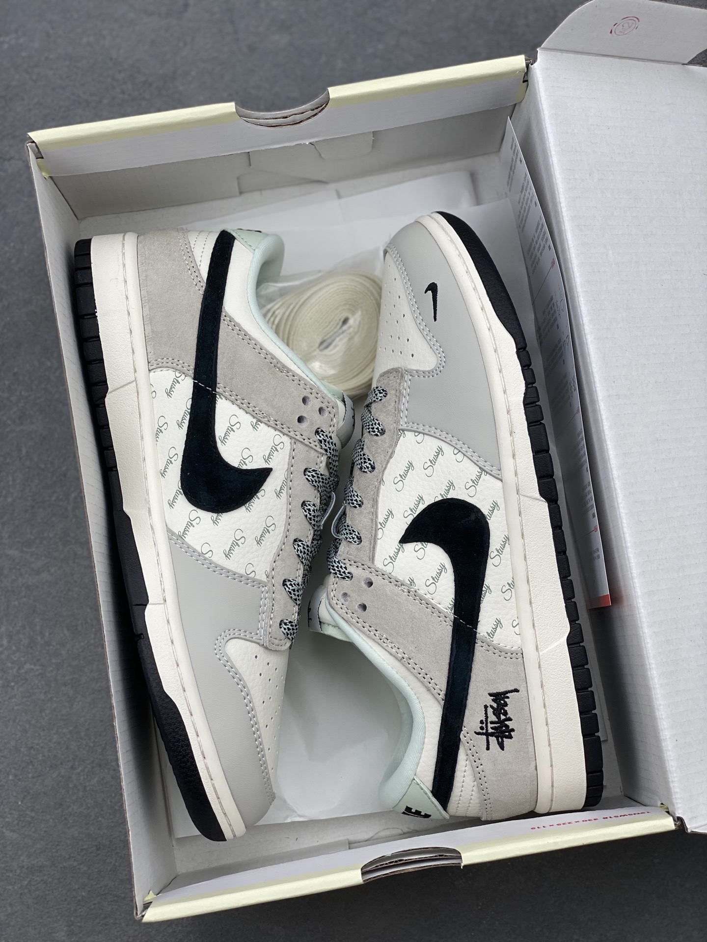 Nike SB Dunk Low x Stussy White Grey Black Sneakers High Quality 10 i1740163291853 4029 0 8