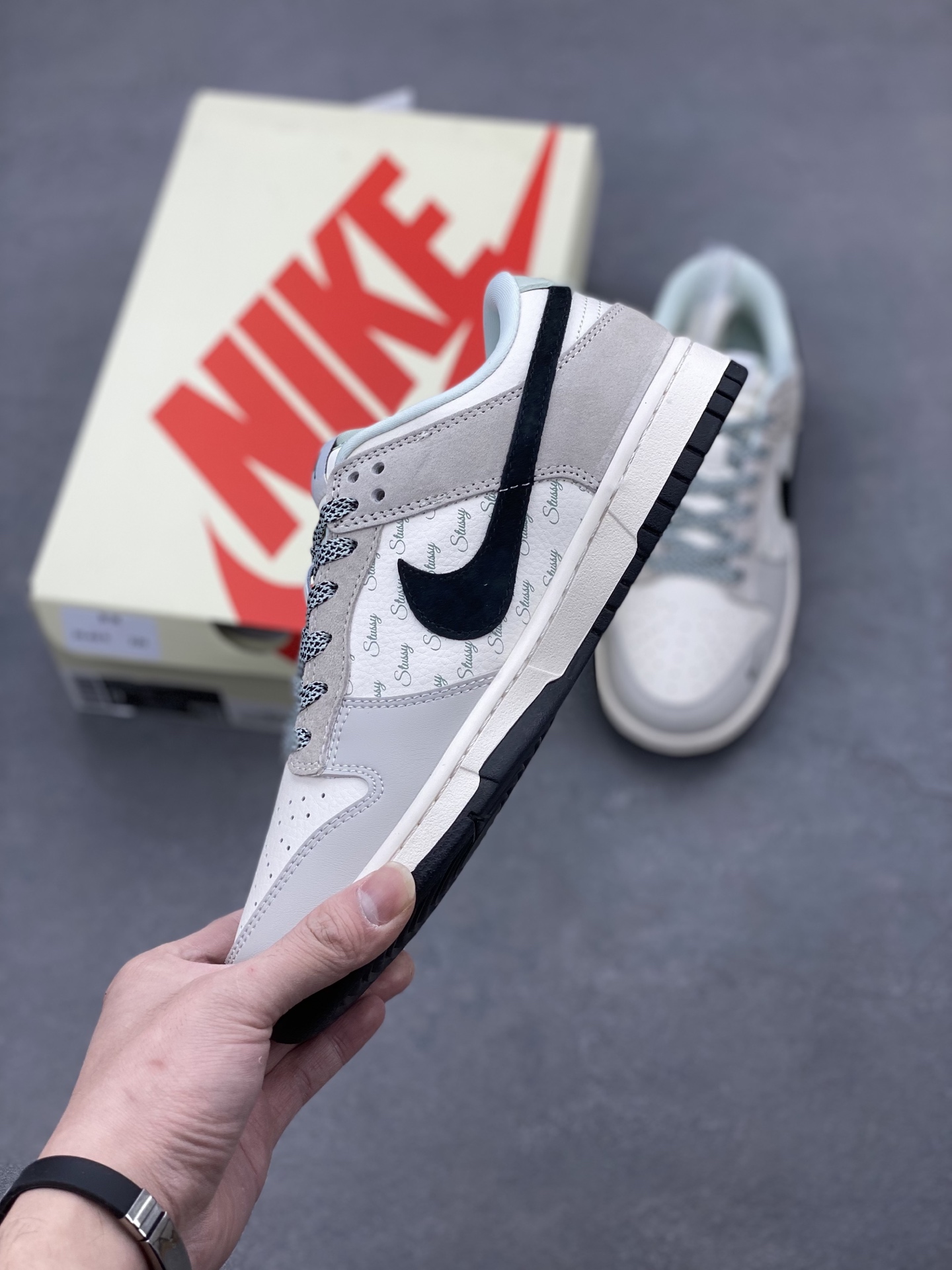 Nike SB Dunk Low x Stussy White Grey Black Sneakers High Quality 4 i1740163294685 7316 0 2
