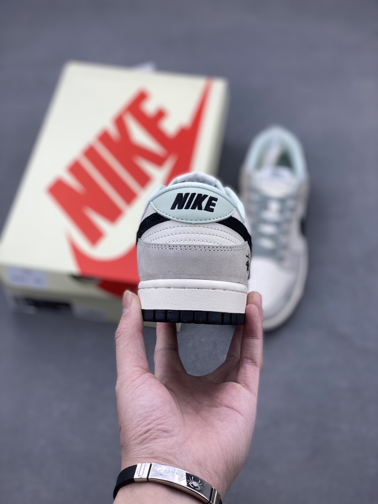 Nike SB Dunk Low x Stussy White Grey Black Sneakers High Quality 5 i1740163299037 4452 0 3